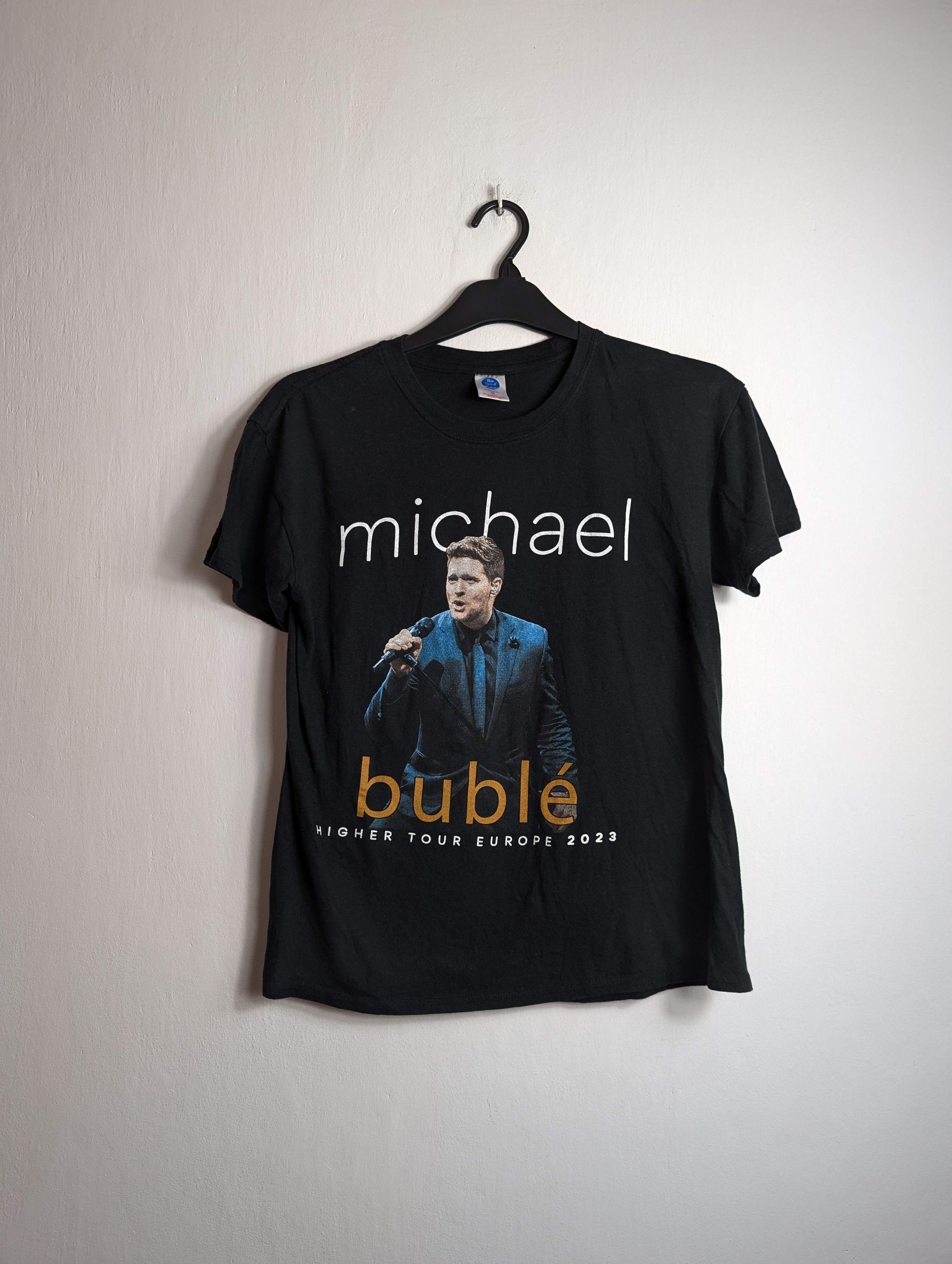 Band Tees Michael Buble 2023 Concert Tour T-shirt Higher Tour Europe Size M / US 6-8 / IT 42-44 - 1 Thumbnail