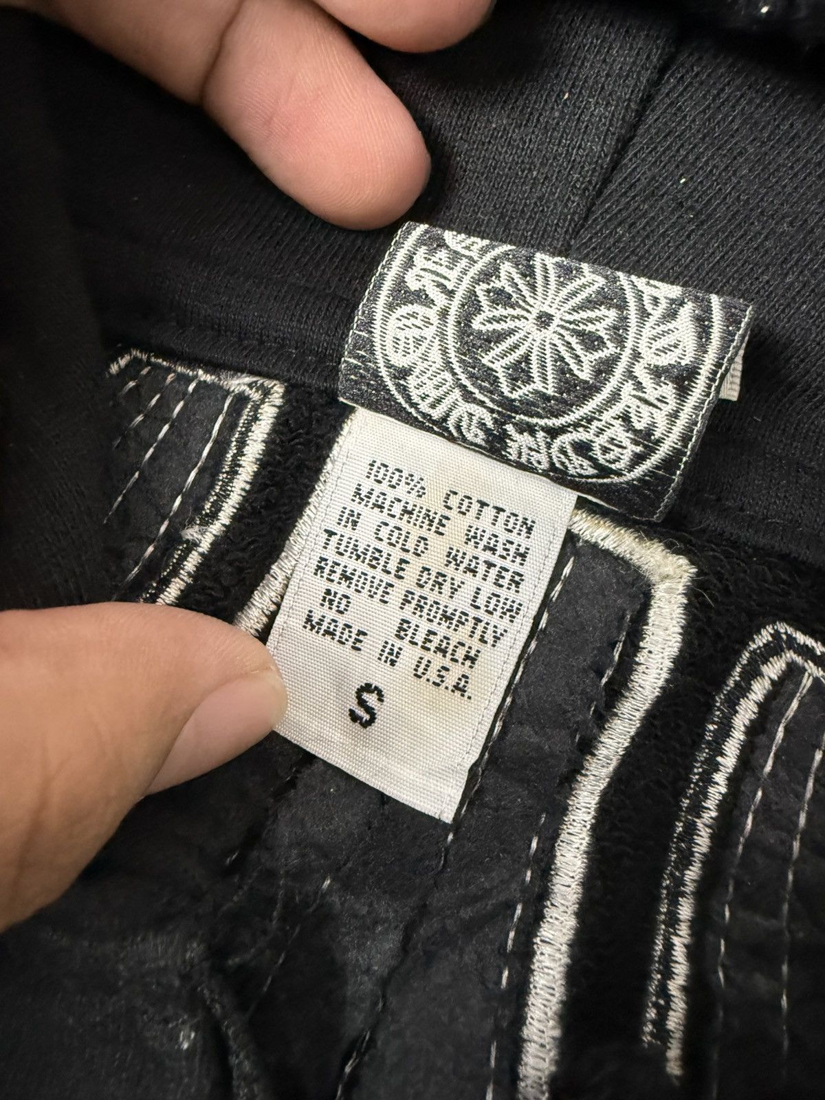 Other CROSS PATCH HOODIE LIKE CH Size US M / EU 48-50 / 2 - 10 Thumbnail