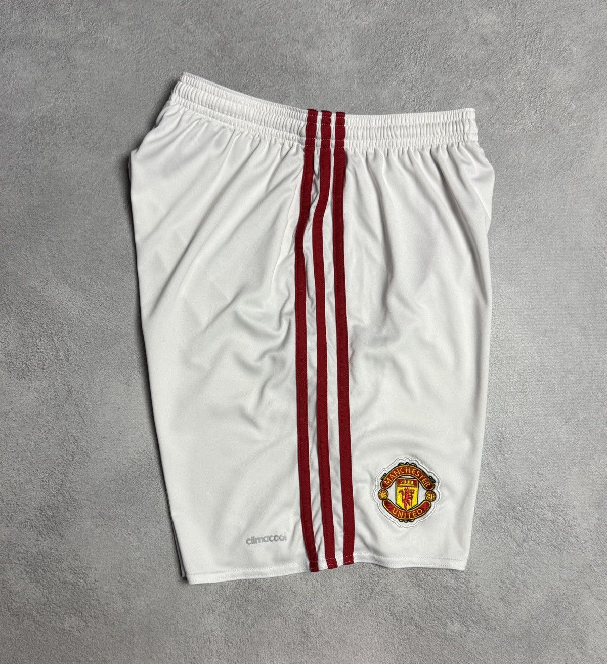 Other Manchester United 2016 2017 Home Football Shorts Adidas Size US 30 / EU 46 - 3 Thumbnail