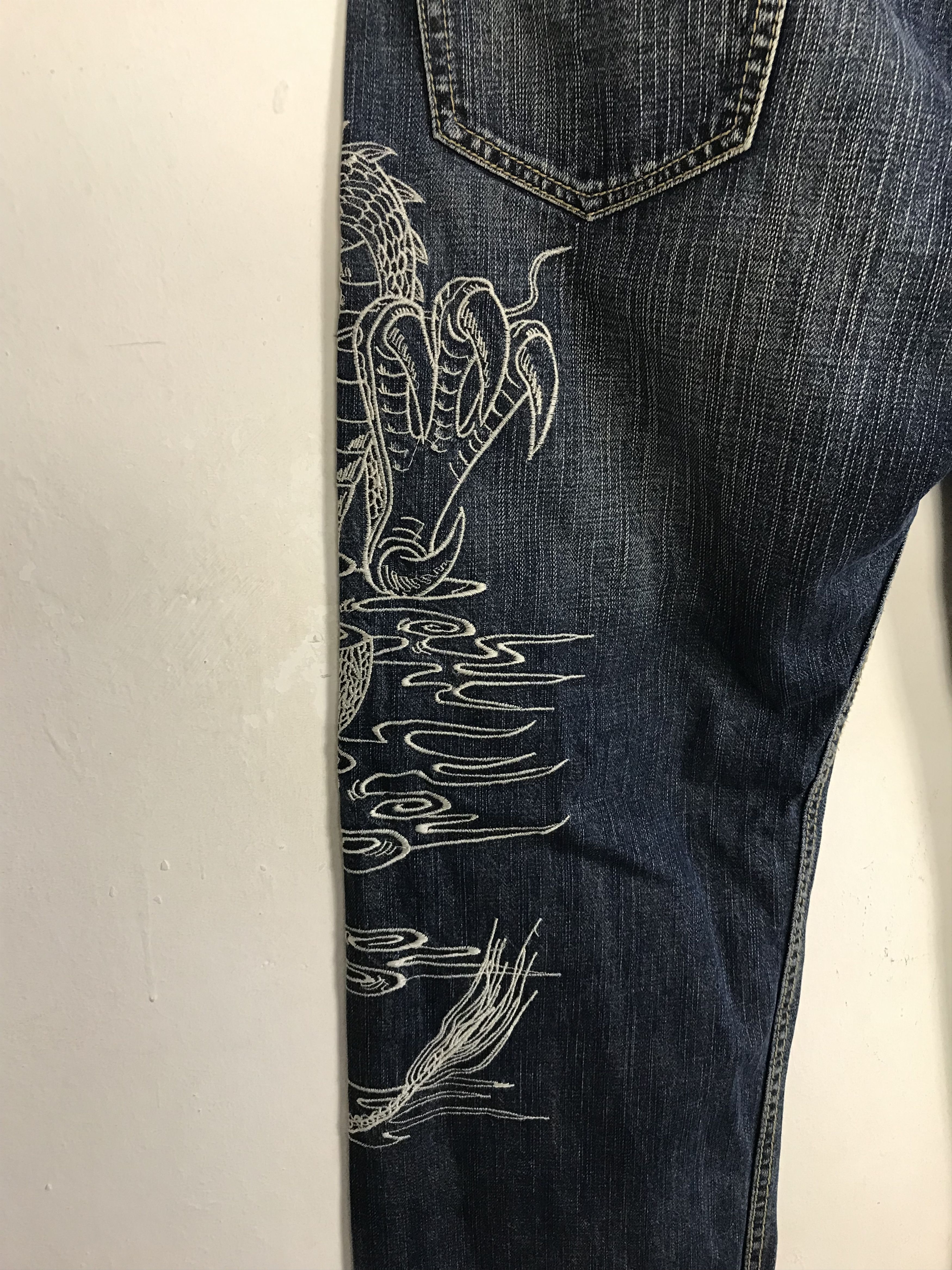 Japanese Brand Vintage Japanese Brand Embroidery Dragon Zipper Jeans Size US 34 / EU 50 - 13 Thumbnail
