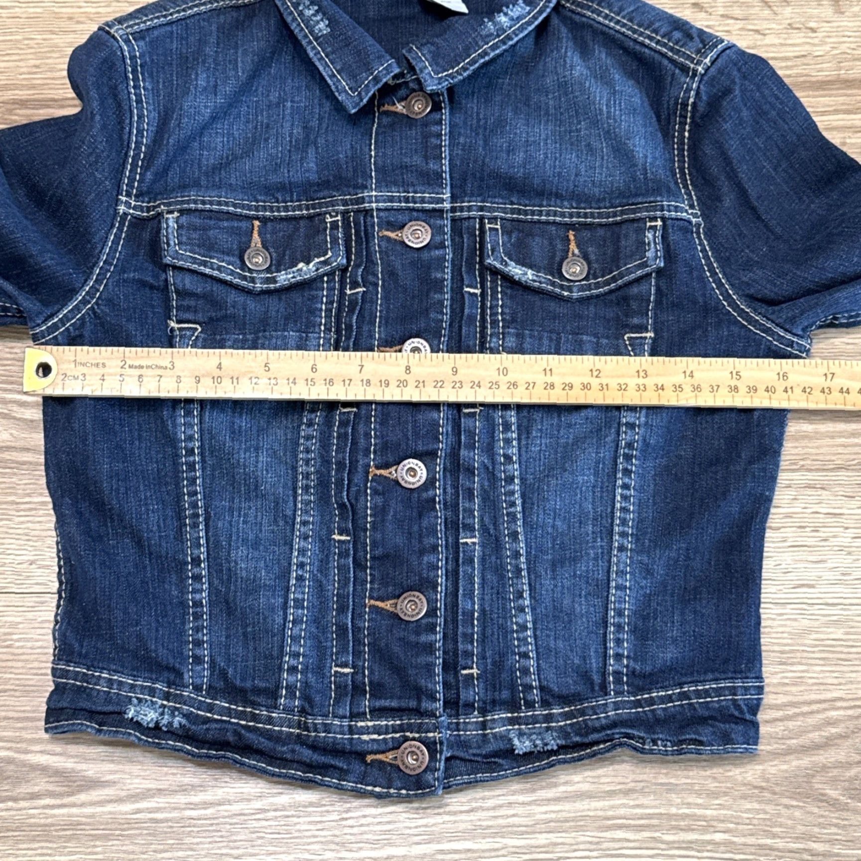 Vintage VINTAGE UNIONBAY Denim Jacket Women Medium Blue Trucker Cropped Button Up Pockets Size 32" / US 10 / IT 46 - 5 Thumbnail