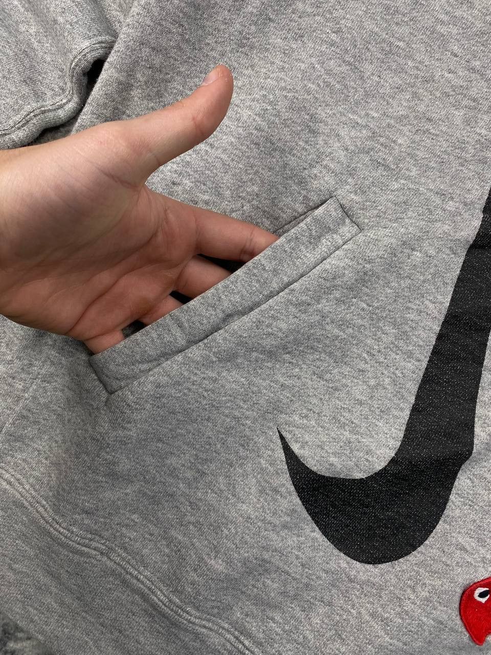 Comme des Garcons PLAY Play Comme des Garçons x Nike Hoodie Big Logo Men Size XL Size US XL / EU 56 / 4 - 7 Thumbnail
