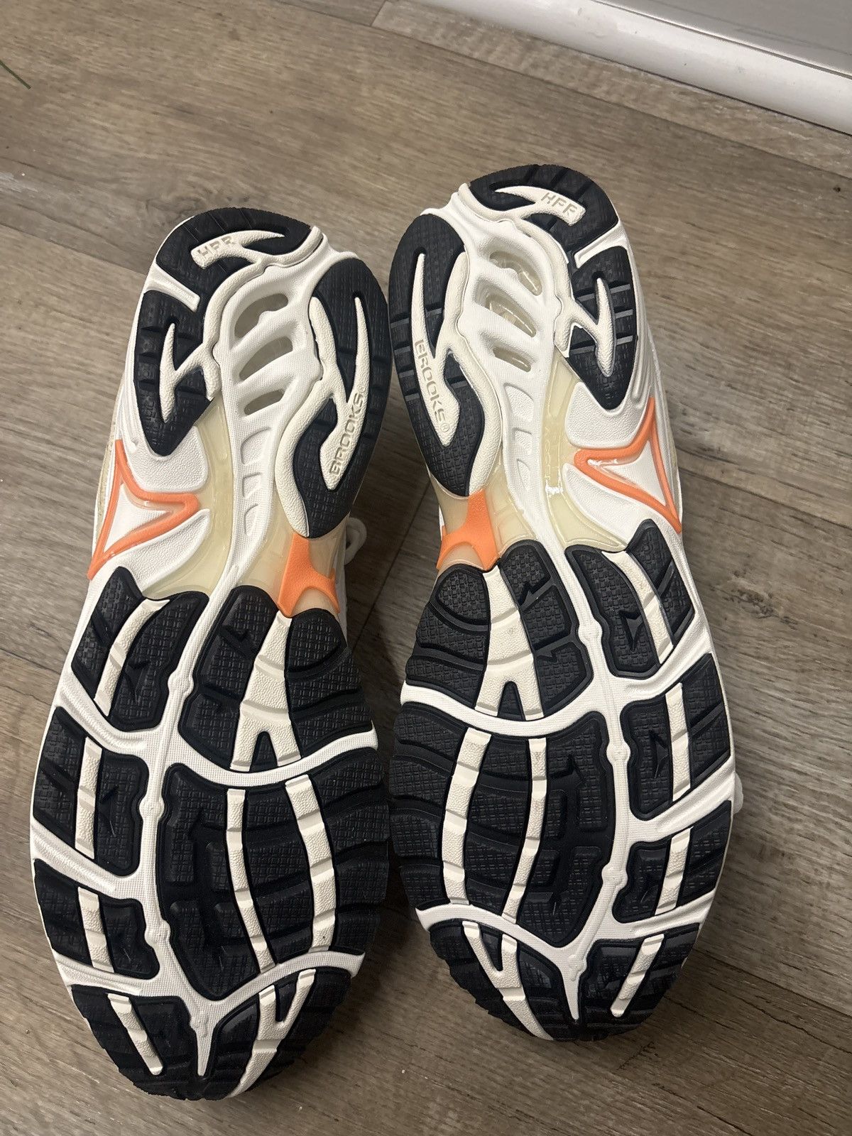 Brooks Brooks adrenaline GTS Size US 13 / EU 46 - 6 Thumbnail