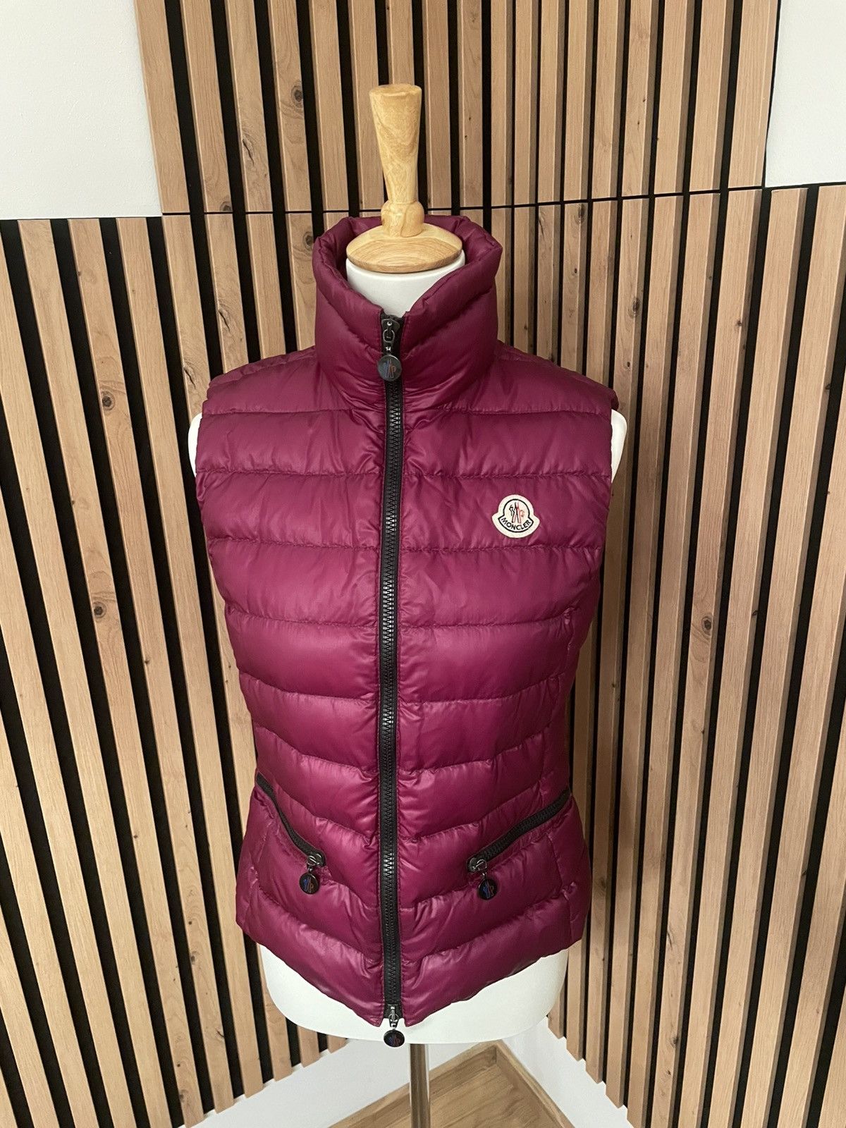 Moncler Moncler Downjacket Gilet Tg 2 Gaelle Women Size M / US 6-8 / IT 42-44 - 1 Thumbnail