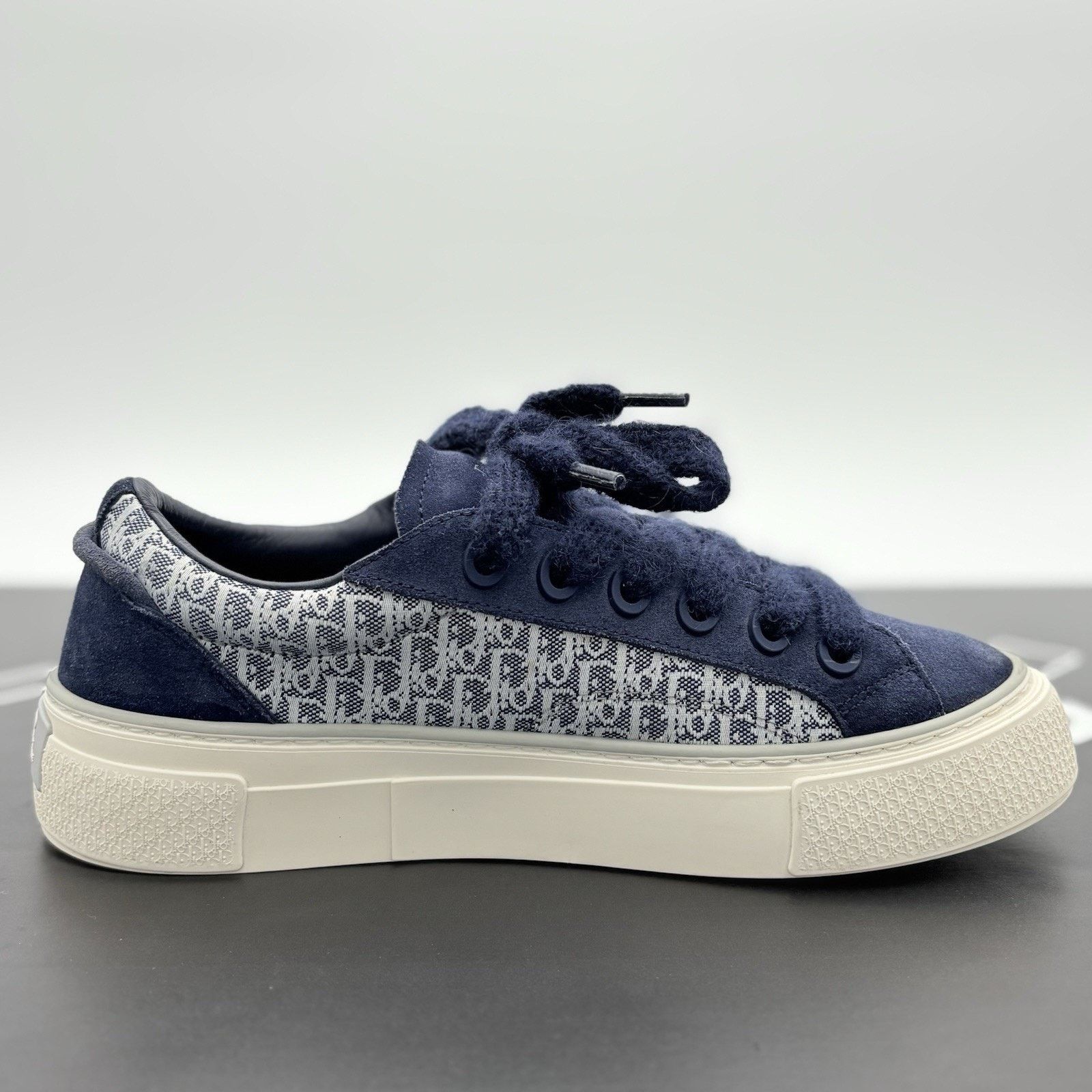 Dior Dior B33 ' Oblique Navy Blue ' | SUPER CLEAN! Size US 8 / EU 41 - 10 Thumbnail