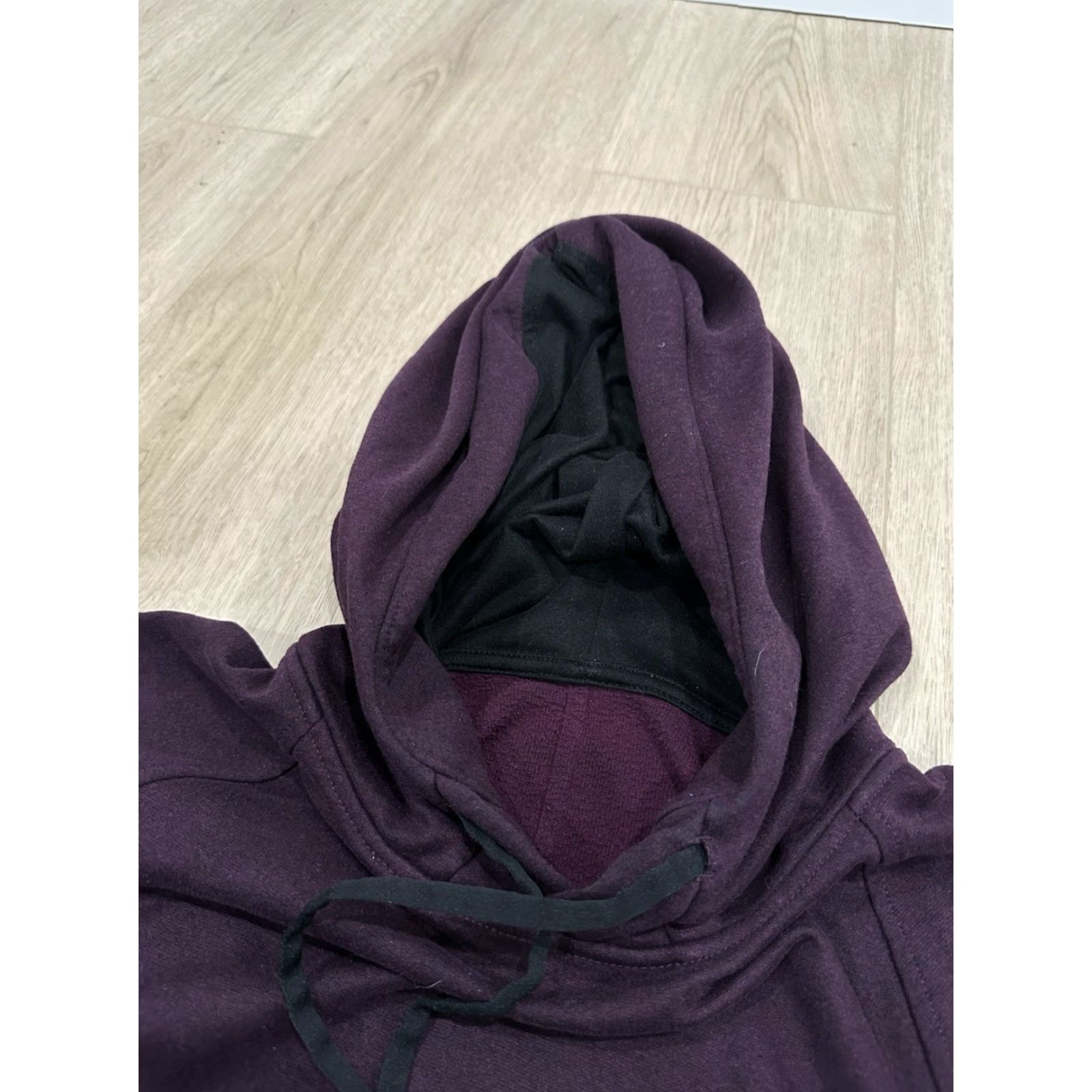 Lululemon Lululemon Hoodie Mens Medium Maroon Pullover Sweatshirt Set Pullover Hooded Pockets Stretch Athleisure Shirt Category: Hoodie Size US M / EU 48-50 / 2 - 6 Thumbnail