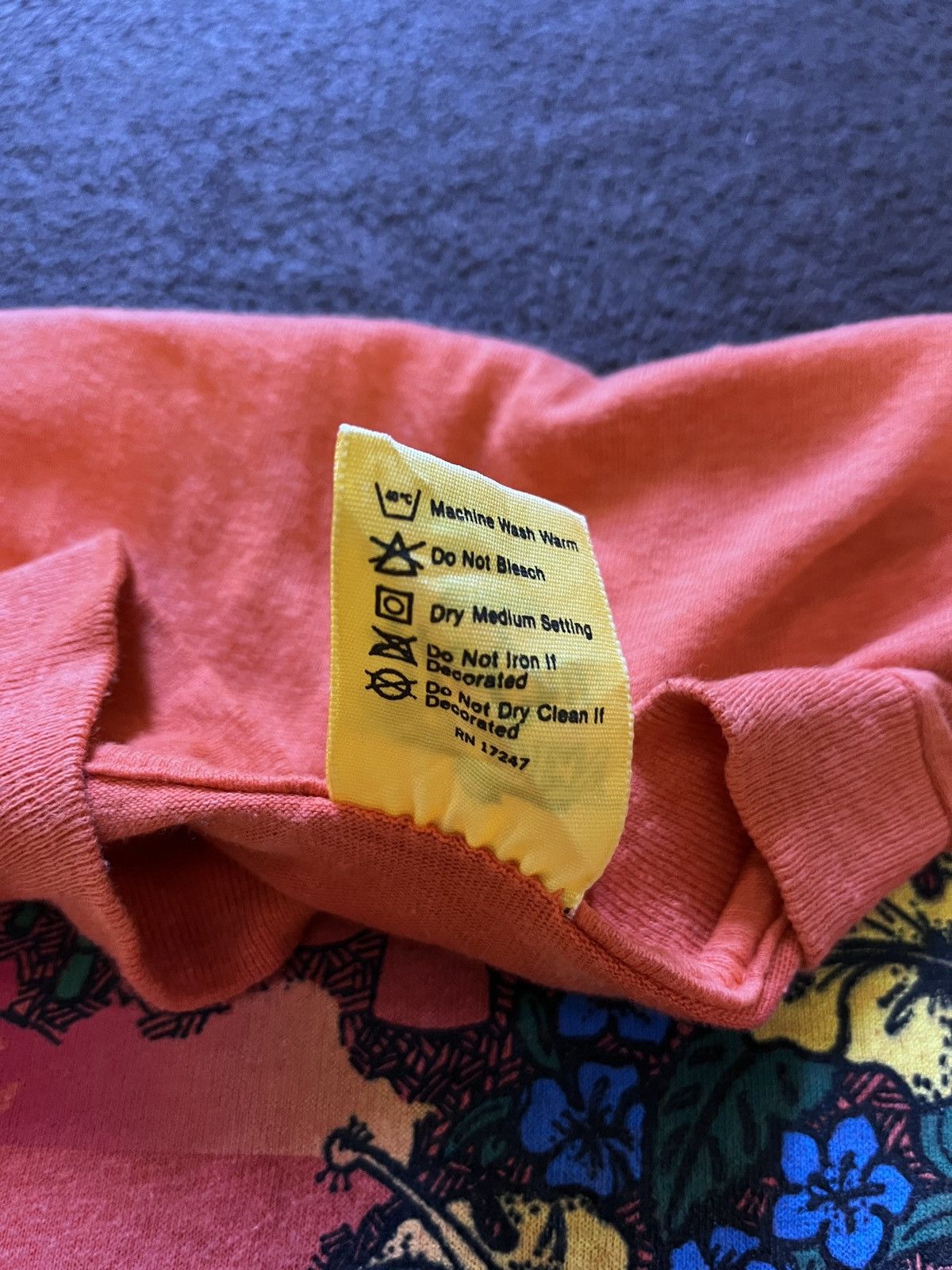 Vintage 1980s Hawaii Guam orange Size US M / EU 48-50 / 2 - 5 Thumbnail