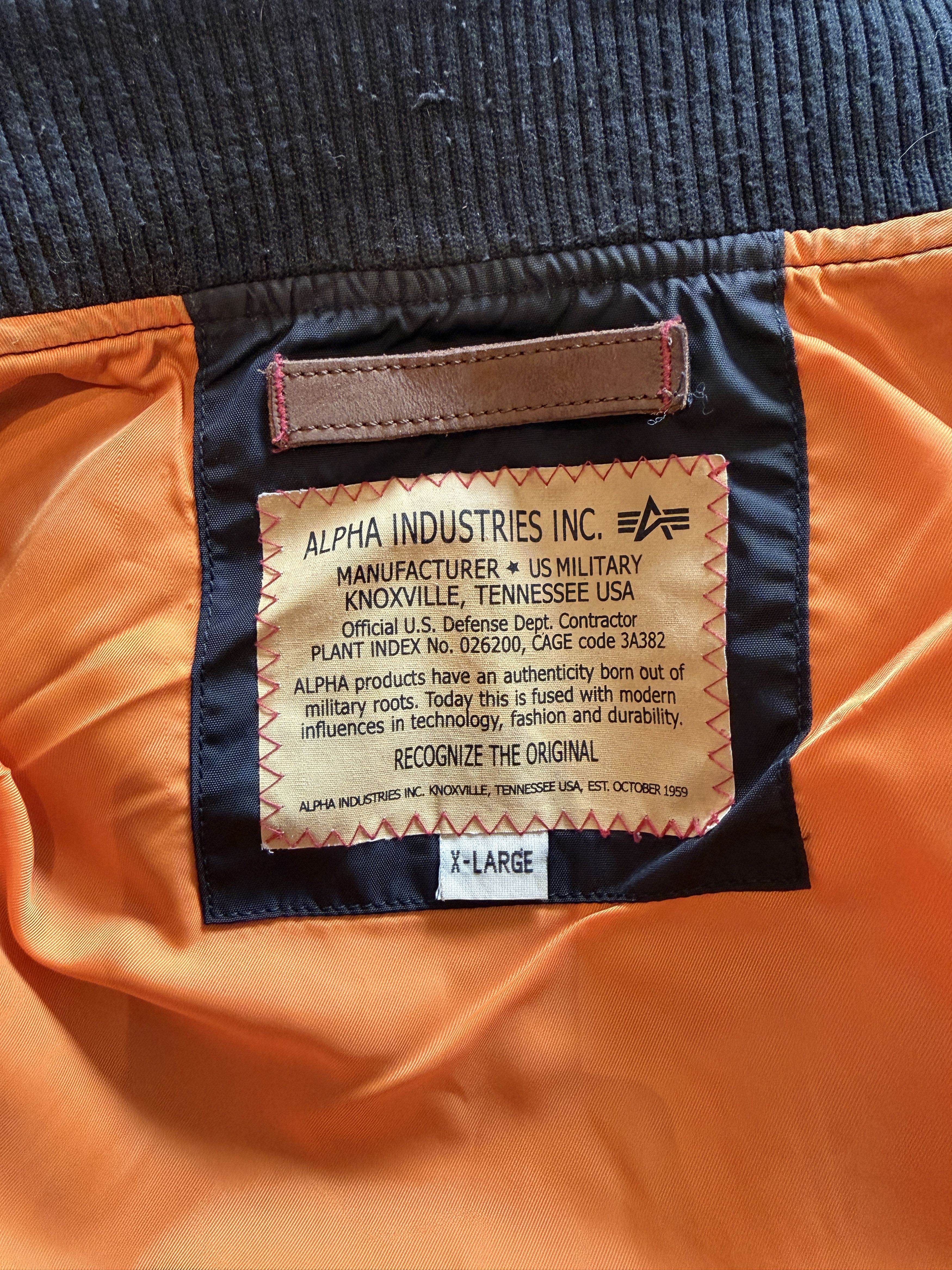 Alpha Industries Black Bomber Slim Fit Size US XL / EU 56 / 4 - 10 Thumbnail