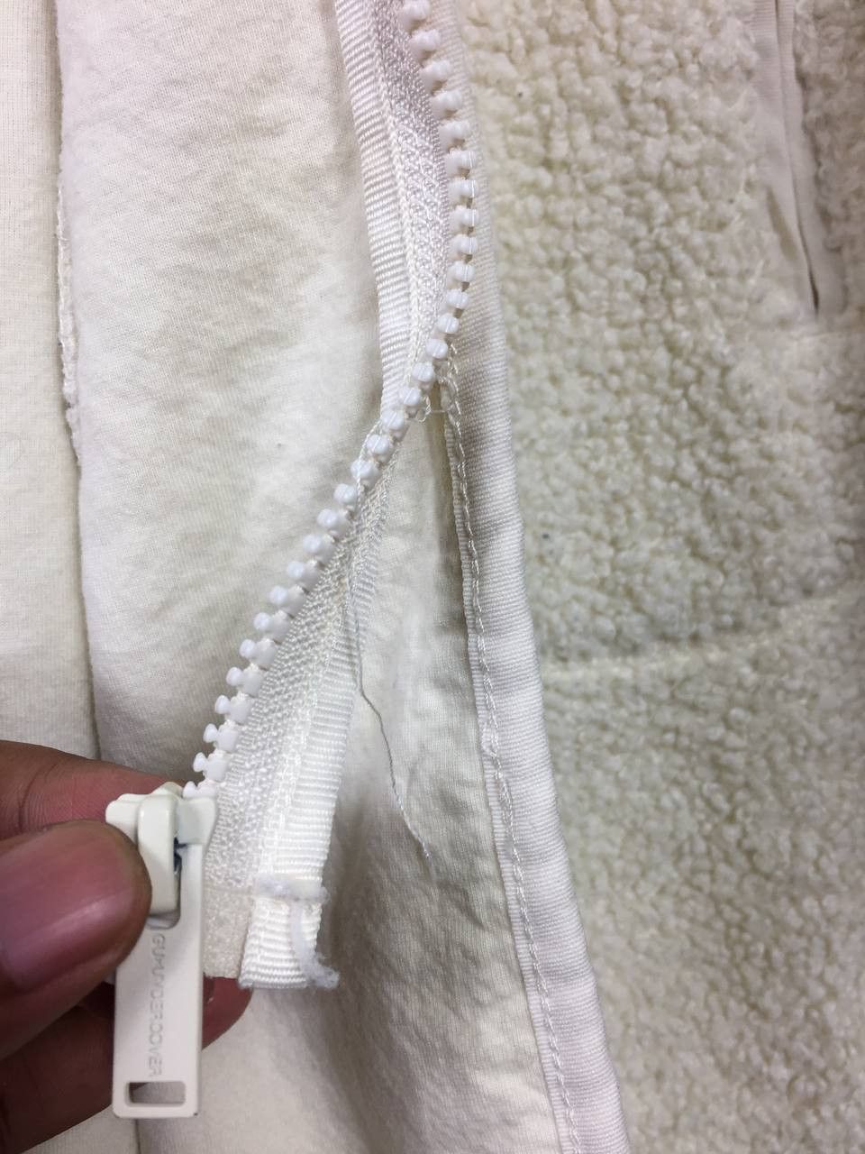 GU × Japanese Brand × Undercover GU x Undercover Fleece Hooded Long Jacket Size US M / EU 48-50 / 2 - 11 Thumbnail