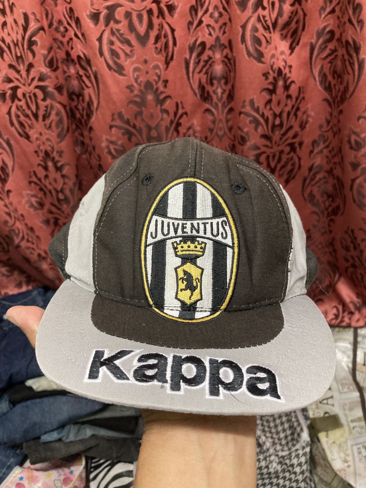 Vintage Vintage Juventus hats kappa Size ONE SIZE - 1 Thumbnail