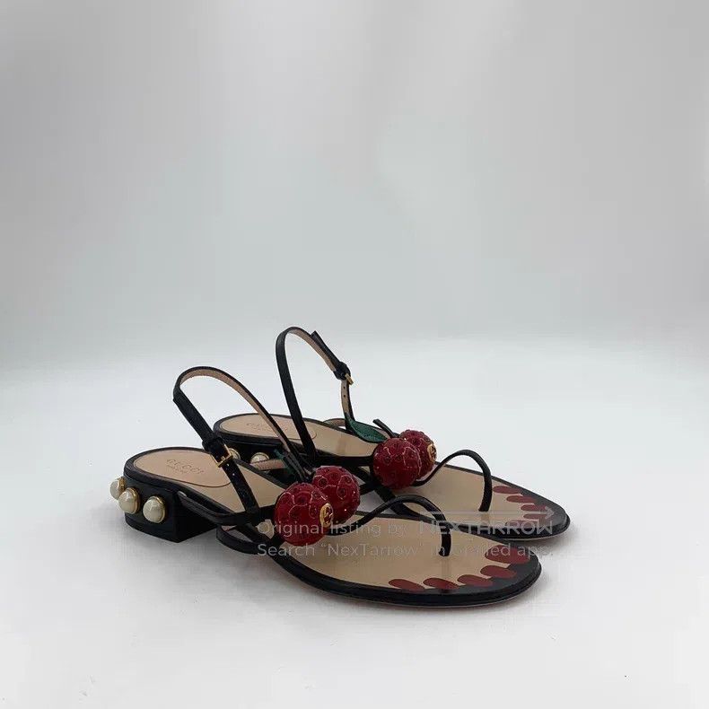 Gucci Gucci Black pearl cherry decorative clip toe sandals Size US 6.5 / IT 36.5 - 2 Thumbnail