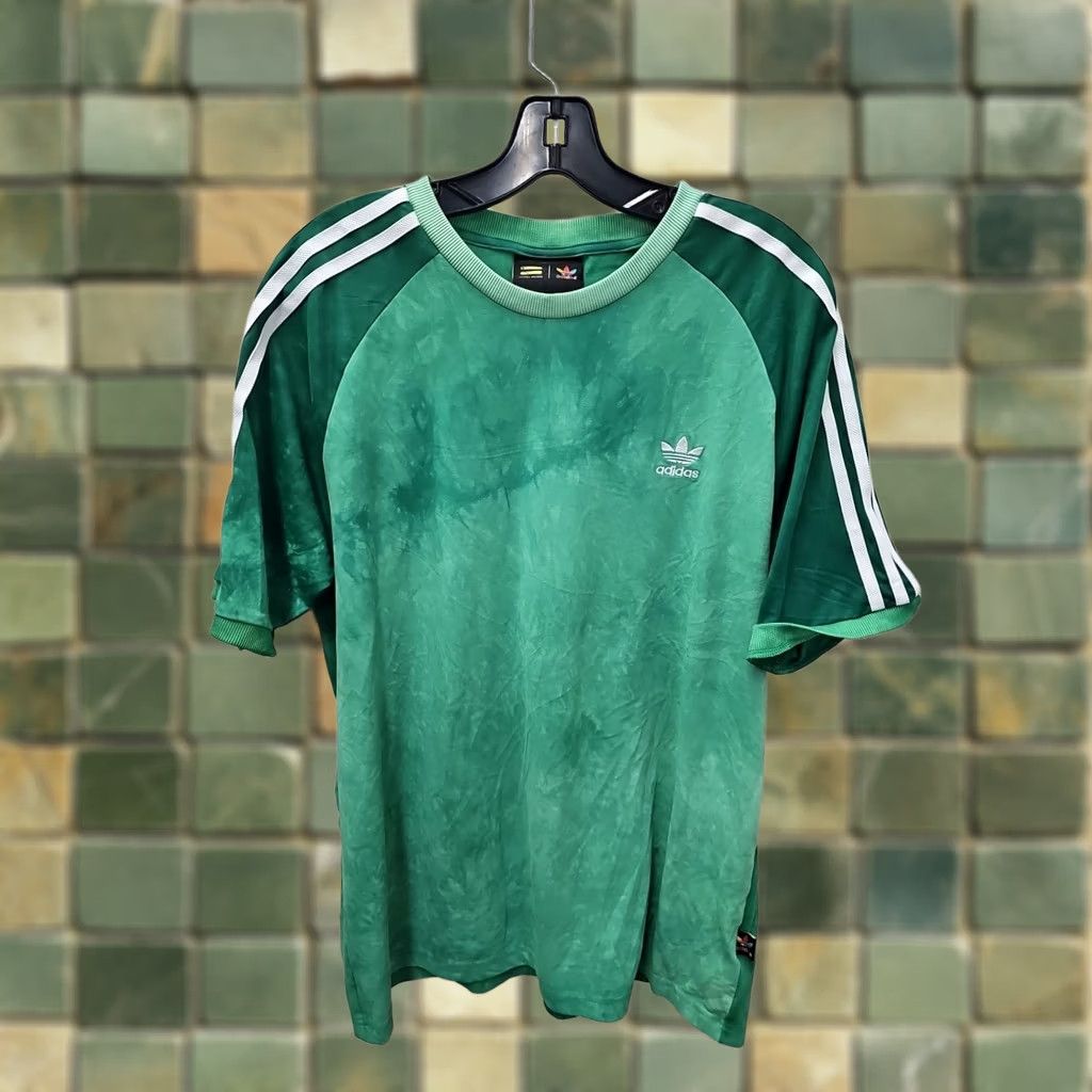 Adidas VINTAGE No, cannot determine vintage status. Size US L / EU 52-54 / 3 - 1 Thumbnail