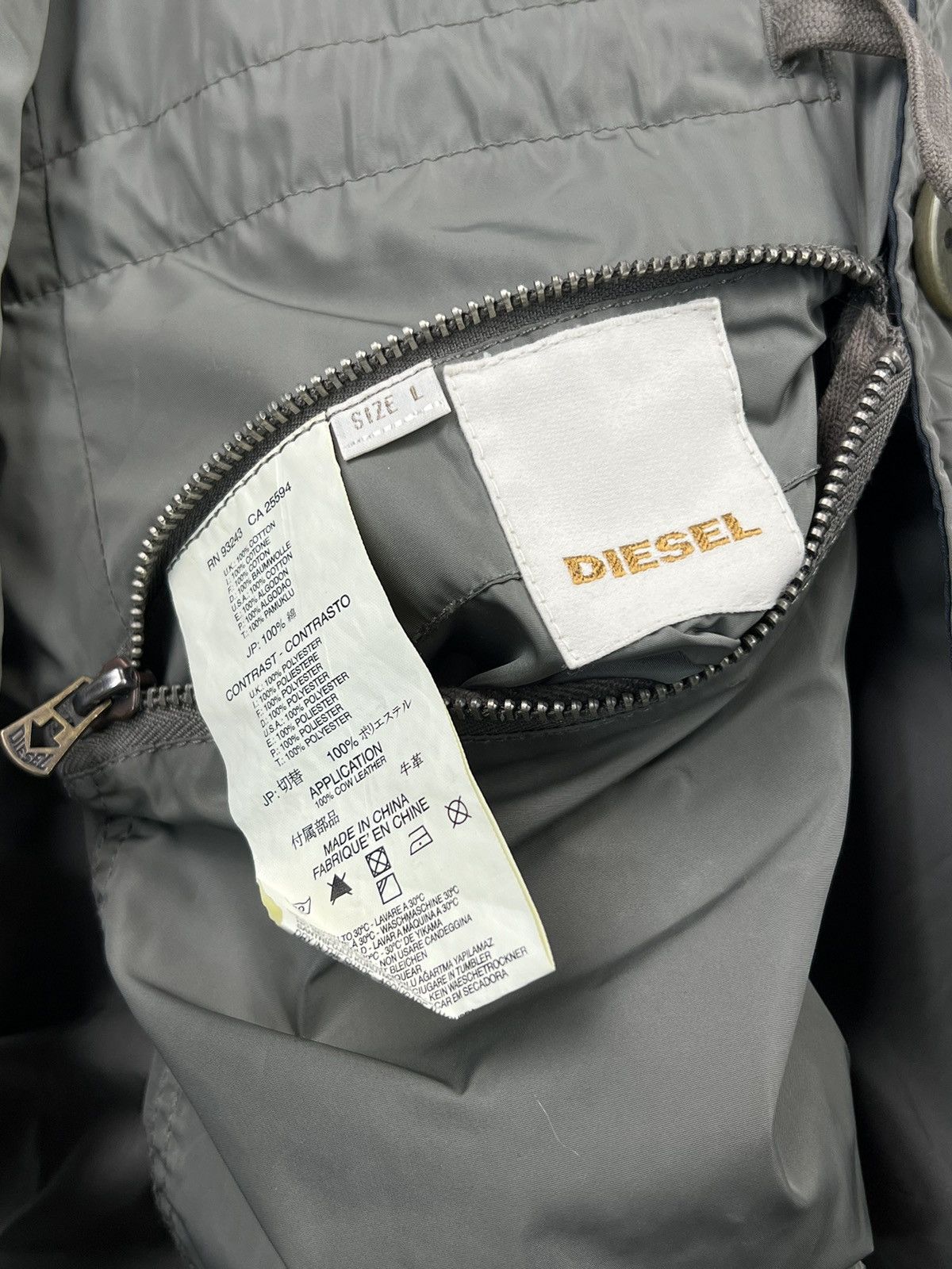 Diesel Vintage Diesel Reversible Parka Jacket Size M - L Size US L / EU 52-54 / 3 - 15 Thumbnail