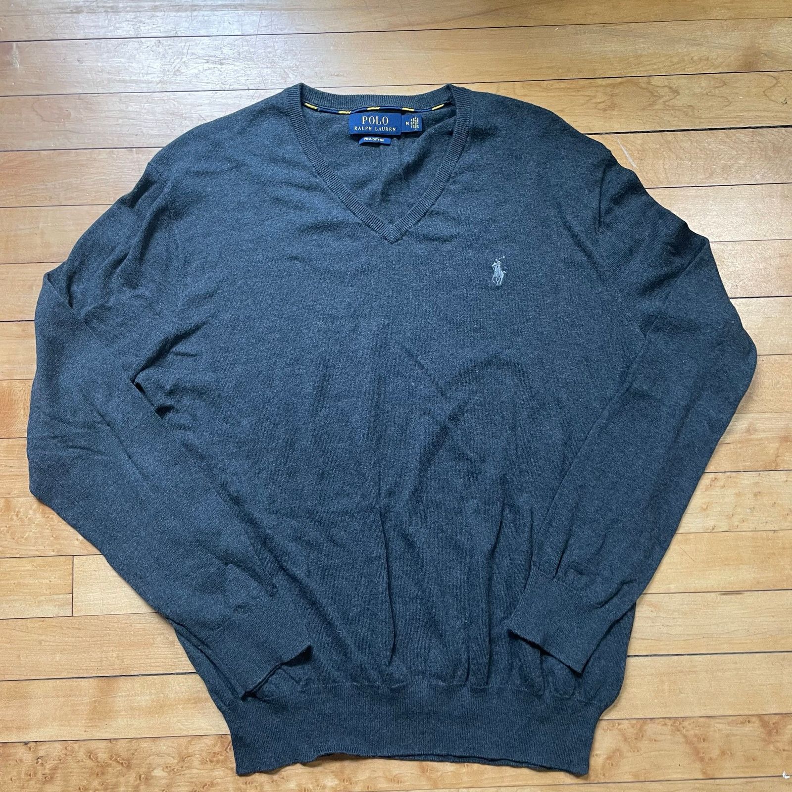 Polo Ralph Lauren Polo Ralph Lauren V Neck Sweater Gray Size M Minimal Preppy Size US M / EU 48-50 / 2 - 1 Thumbnail