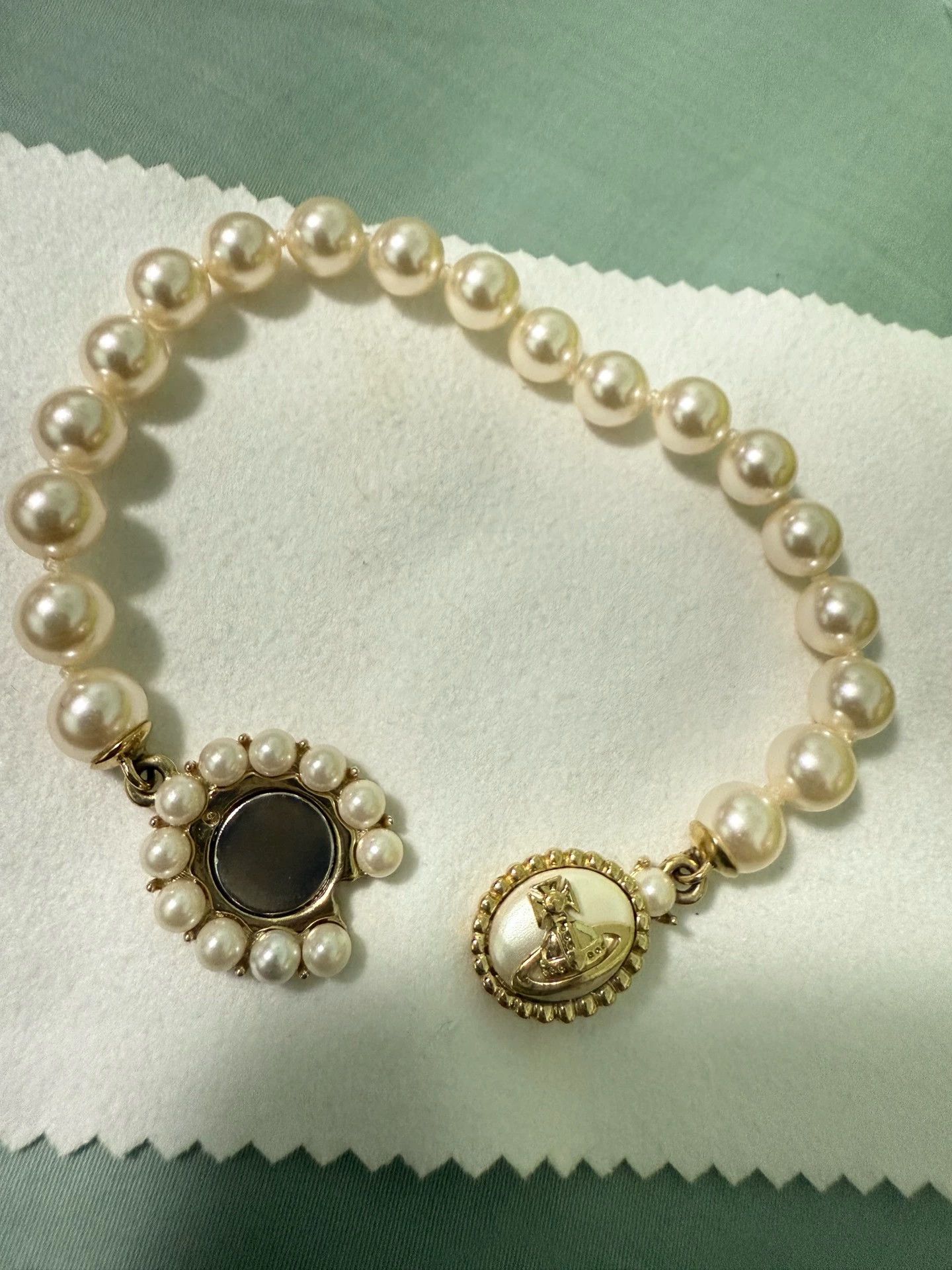 Cartier vintage pearl bracelet with gold accents Size ONE SIZE - 1 Thumbnail