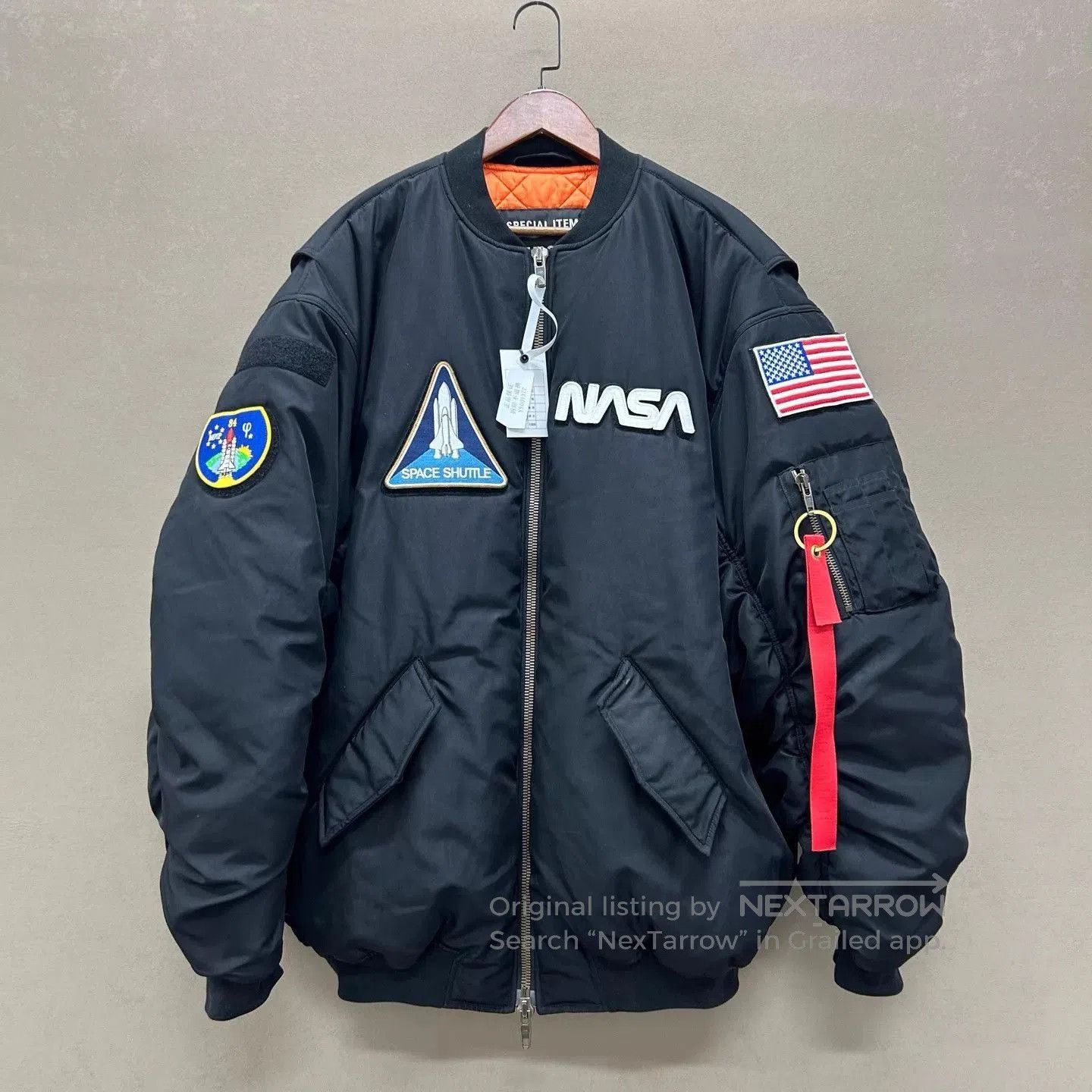 Balenciaga Black NASA Patch Bomber Jacket Size S. Size US S / EU 44-46 / 1 - 1 Thumbnail
