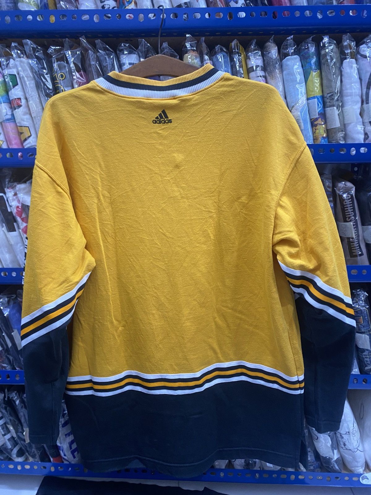 Adidas VINTAGE ADIDAS TEES Size US L / EU 52-54 / 3 - 5 Thumbnail