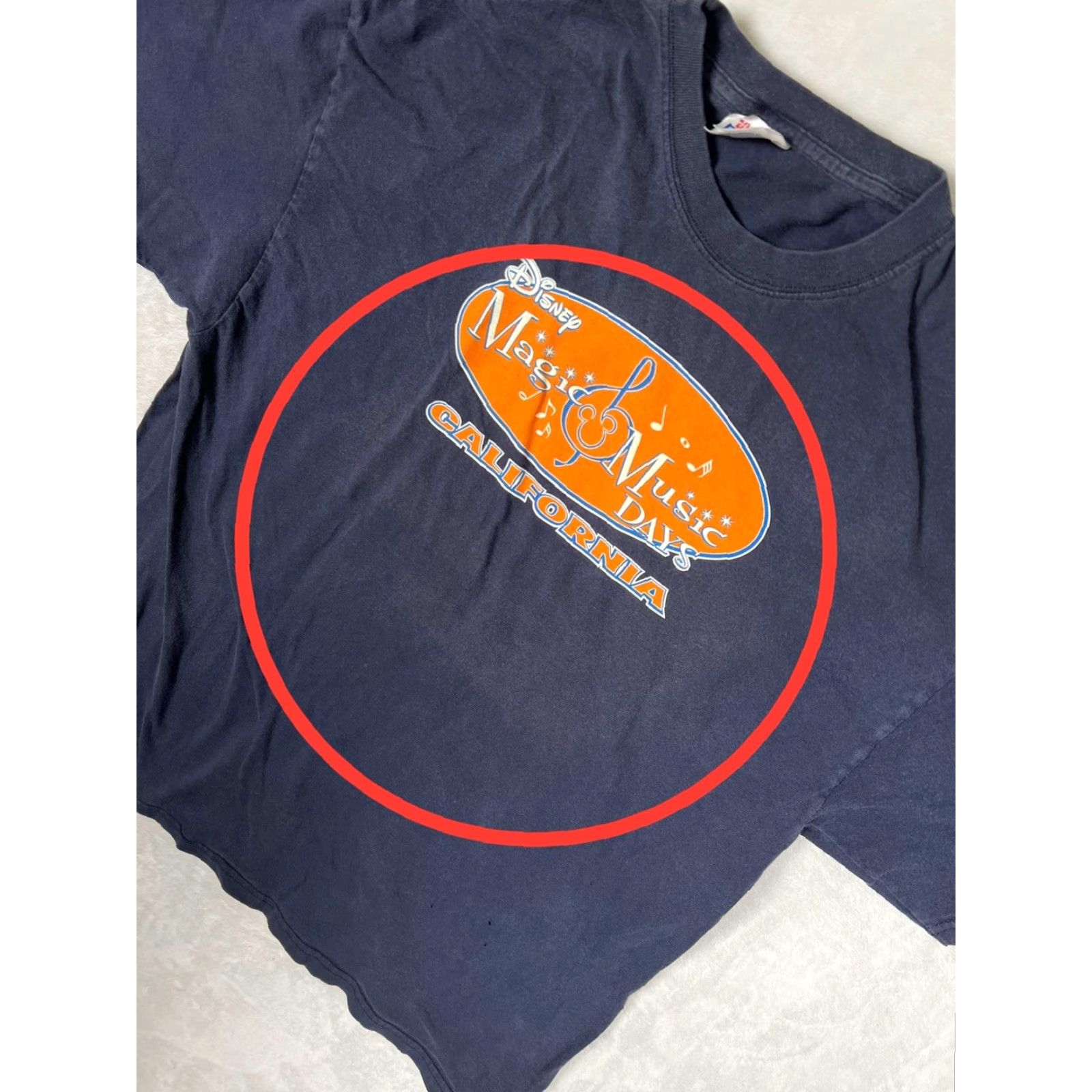 Hanes VINTAGE Disney Magic Music Days California Shirt Mens XL Blue Hanes 2004 2000s Size US XL / EU 56 / 4 - 4 Thumbnail