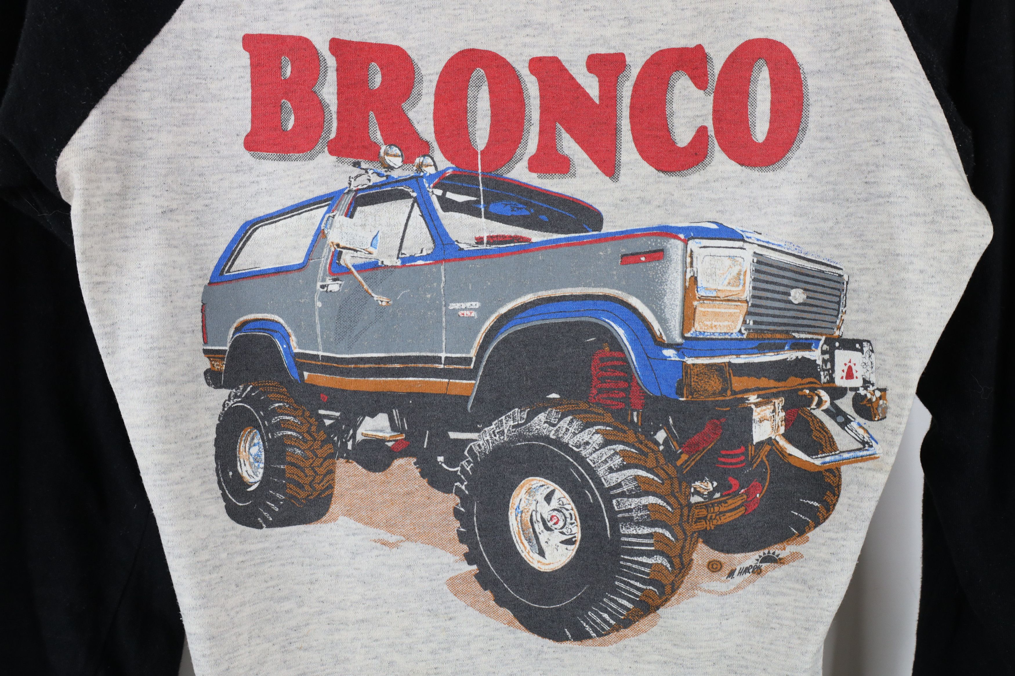 Vintage Vintage 90s Ford Motor Co Ford Bronco Raglan T-Shirt USA Size S / US 4 / IT 40 - 4 Thumbnail