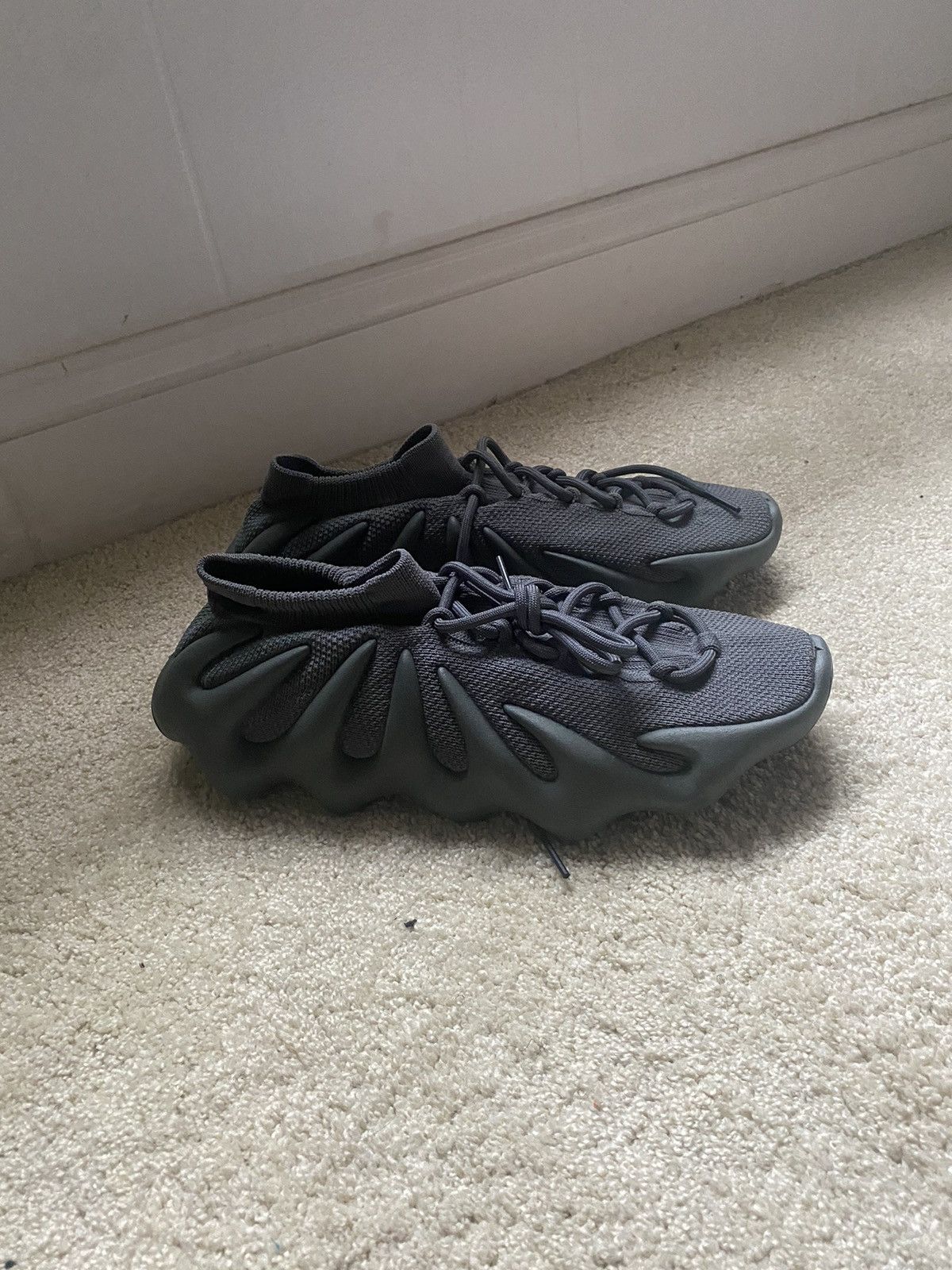 Yeezy Yeezy 450 Stone Size US 12 / EU 45 - 6 Thumbnail