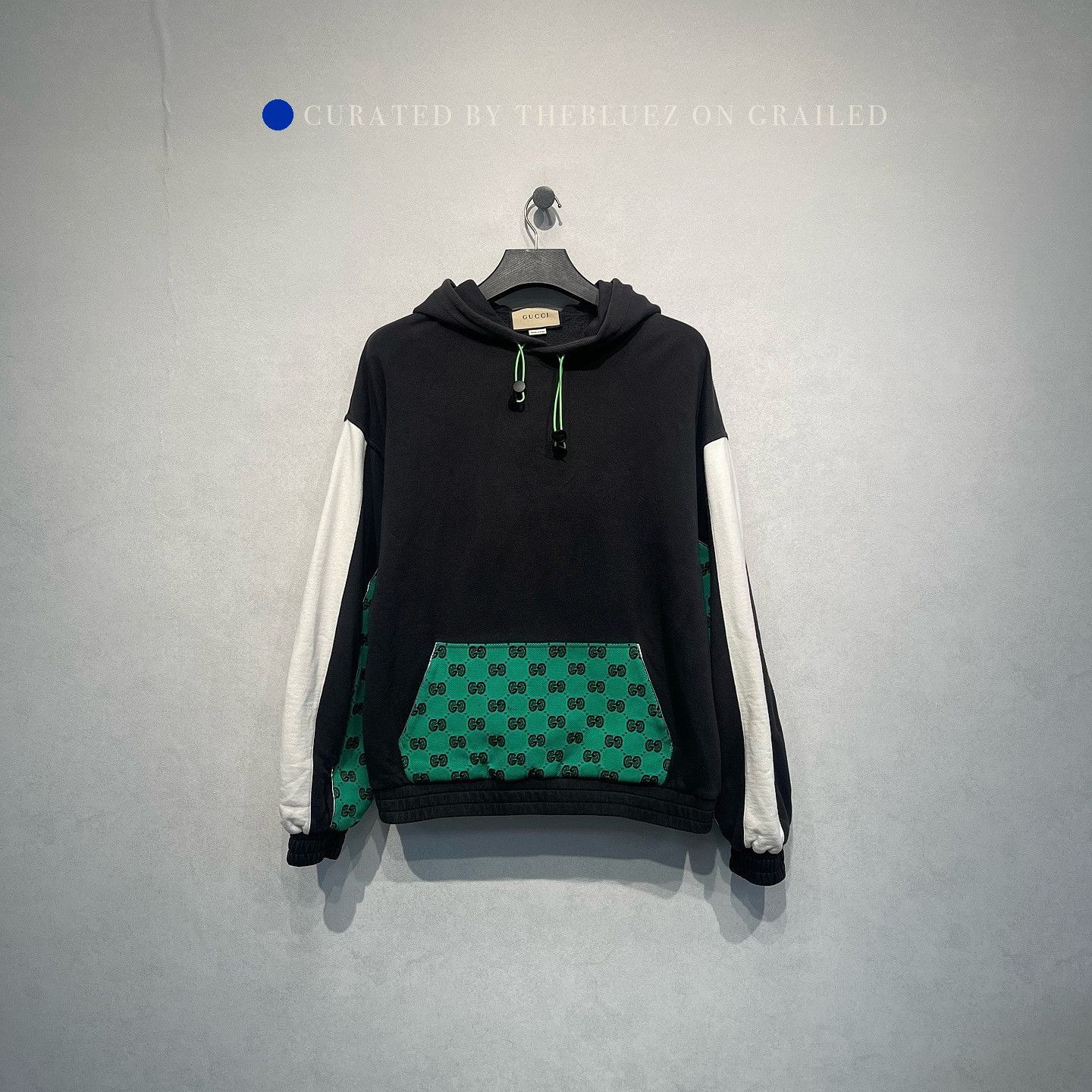 Gucci Classic GG Logo Patch Hoodie in Black Size US S / EU 44-46 / 1 - 1 Thumbnail