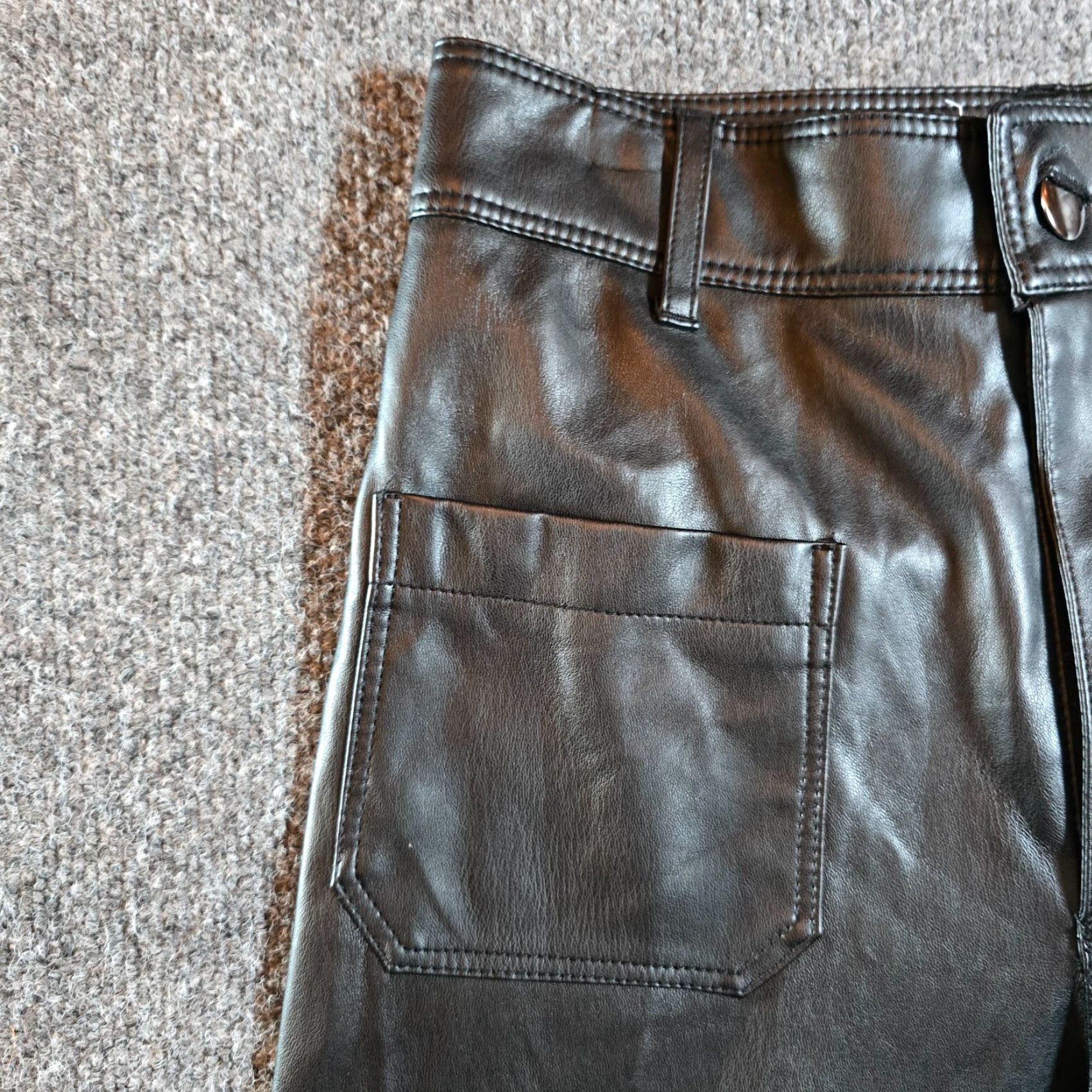 Zara Zara Womens Pants 4 Black Faux Leather Wide-Leg Capsule Minimal Pockets Size 27" / US 4 / IT 40 - 3 Thumbnail