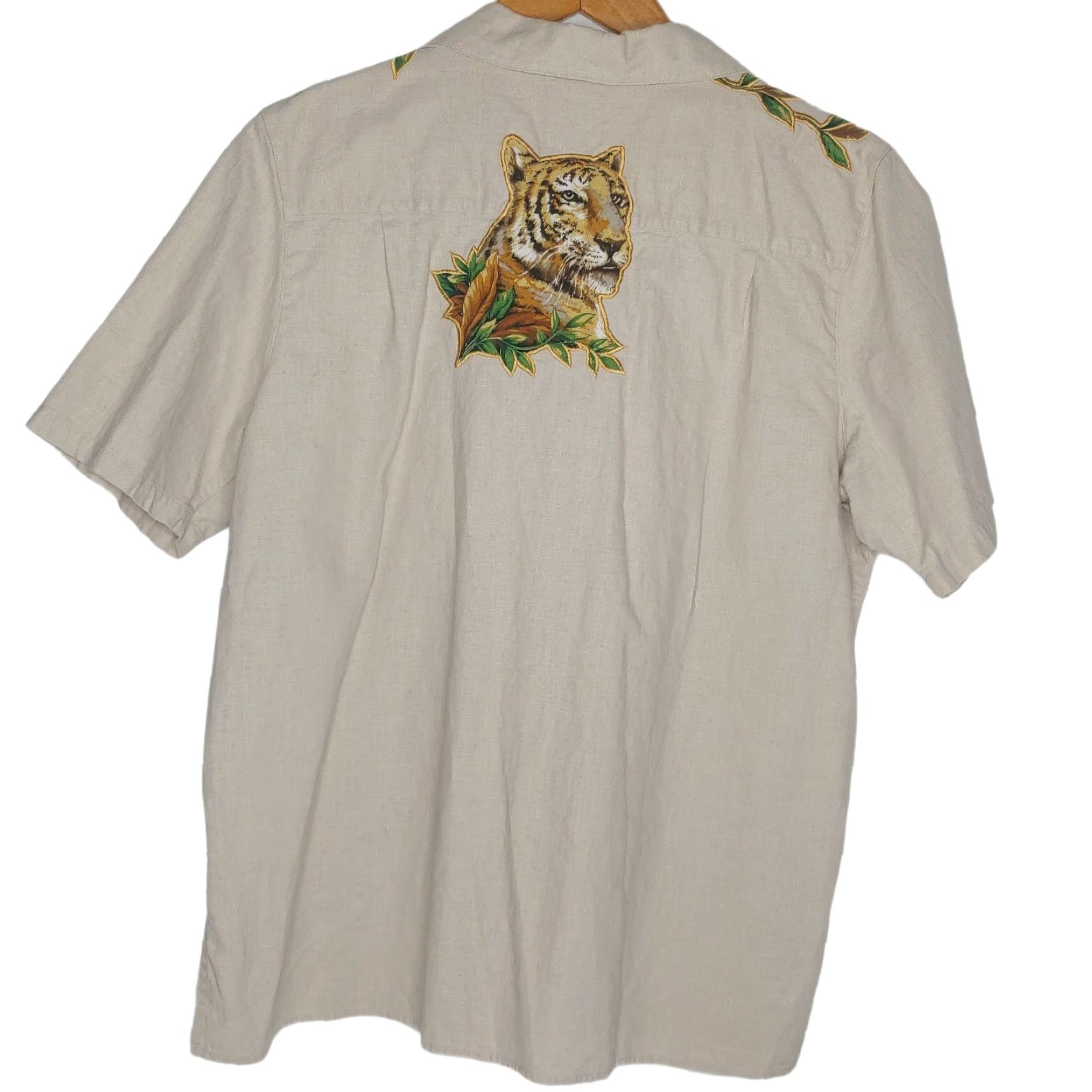 Quacker Factory The Quacker Factory Blouse Large Animal Print Linen Shirt with Rhinestones for Women, Brown, Safari Theme Size L / US 10 / IT 46 - 4 Thumbnail
