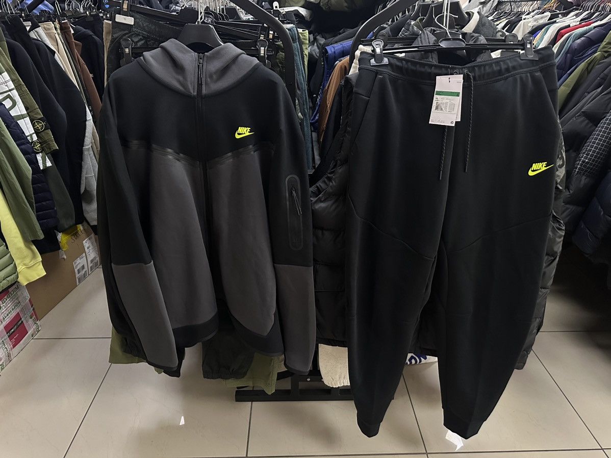 Nike Nike tech fleece track suit size XL drill rare Size US XL / EU 56 / 4 - 3 Thumbnail