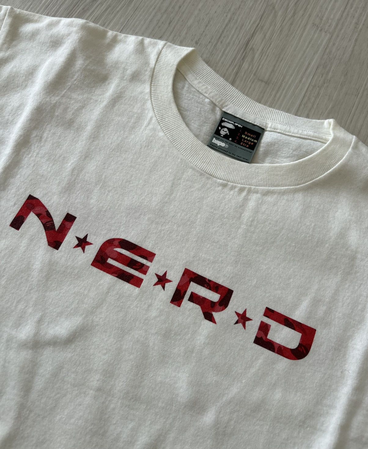 Bape VERY RARE OG 2004 A BATHING APE X N.E.R.D CAMO FLY OR DIE Size US M / EU 48-50 / 2 - 3 Thumbnail