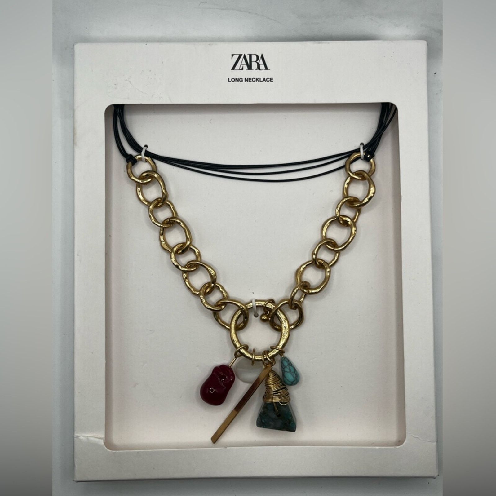 Zara NWT- Zara CONTRAST NECKLACE WITH STONES AND CHARMS Size ONE SIZE - 6 Thumbnail