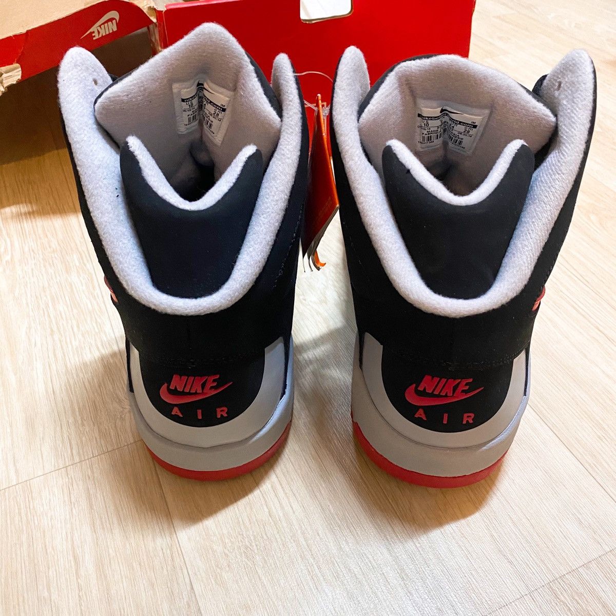 Nike [Size 10]2014 Nike Air Flight Lite High Black Red Grey Size US 10 / EU 43 - 3 Thumbnail