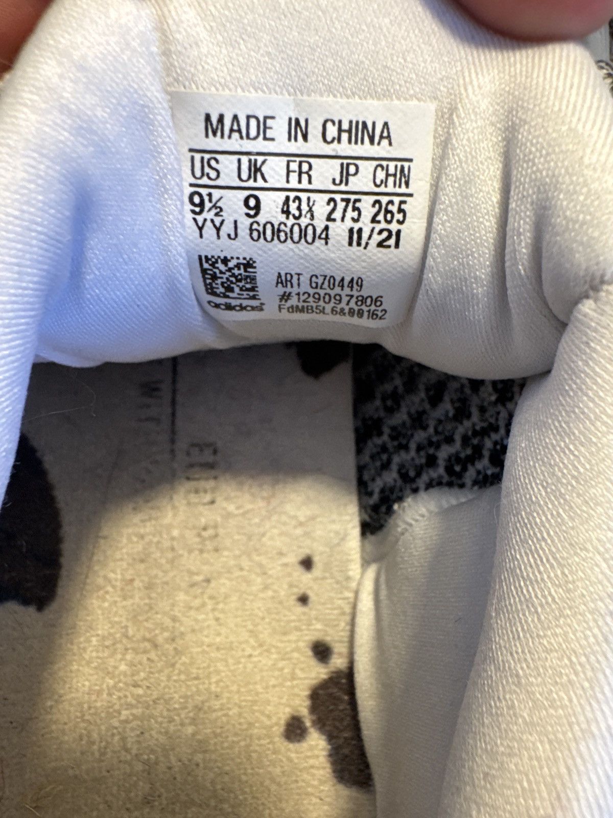 Adidas Adidas Ultraboost Cookies n Cream 9.5 Size US 9.5 / EU 42-43 - 6 Thumbnail