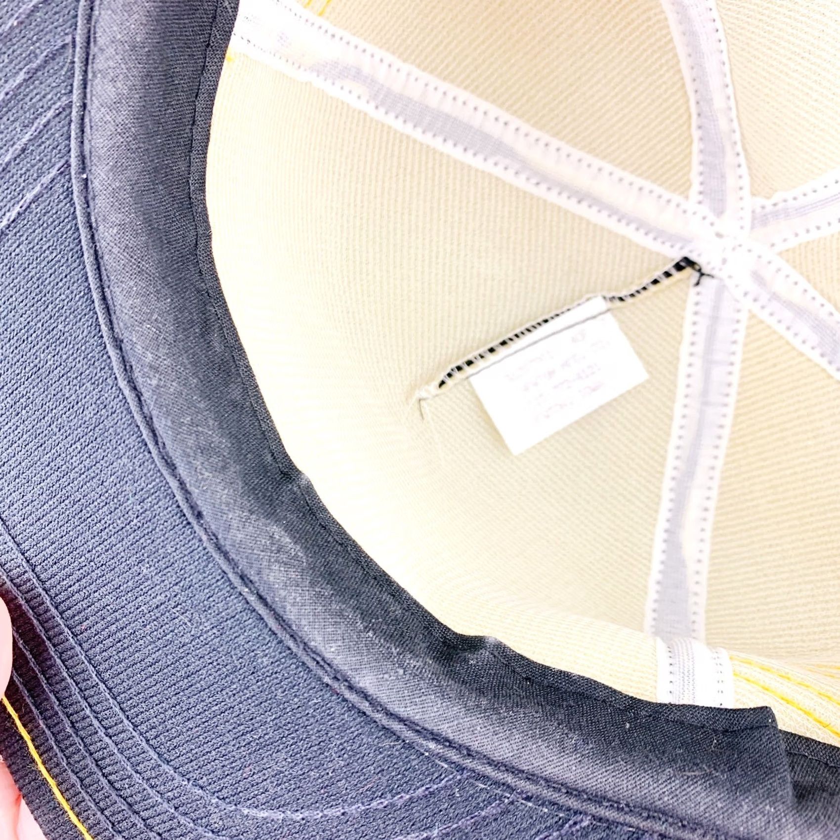 Vintage VINTAGE Plains Well Service Kansas Black Yellow Snapback Hat Cap 1980s Three Stripe Size ONE SIZE - 5 Thumbnail