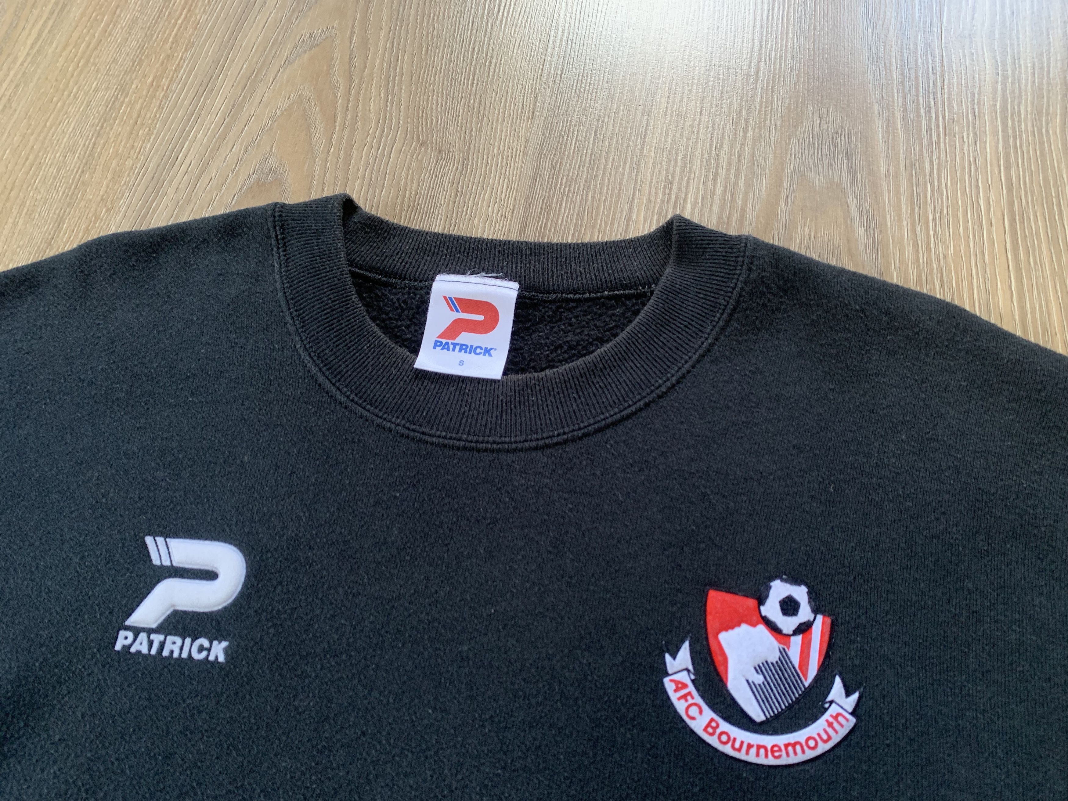 Other Patrick Rare AFC Bournemouth Vintage Football Sweatshirt Size US S / EU 44-46 / 1 - 4 Thumbnail
