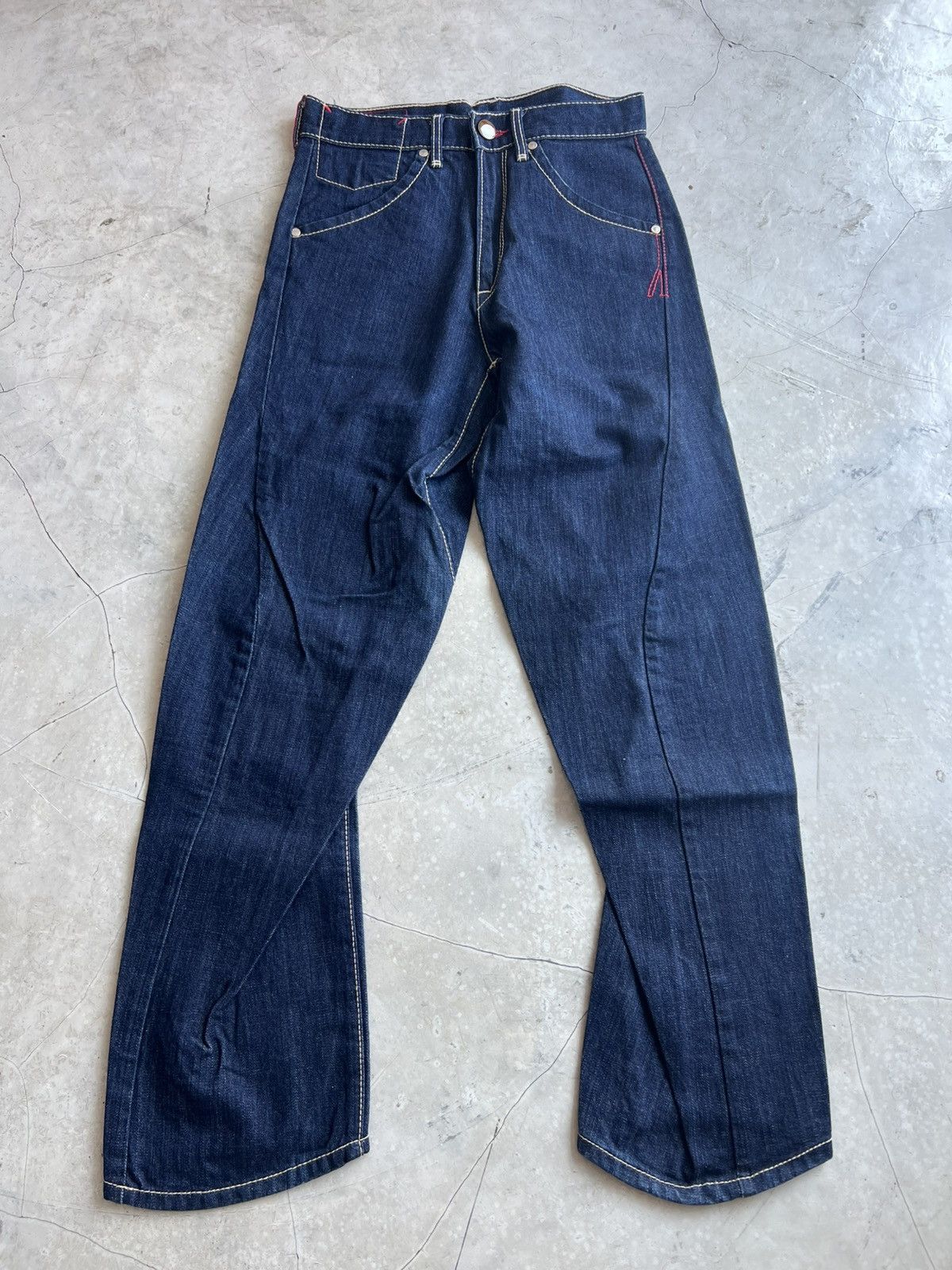 Levi's Levis Engineered Jeans Cinch Back Actual 29x32 Size US 29 - 1 Thumbnail
