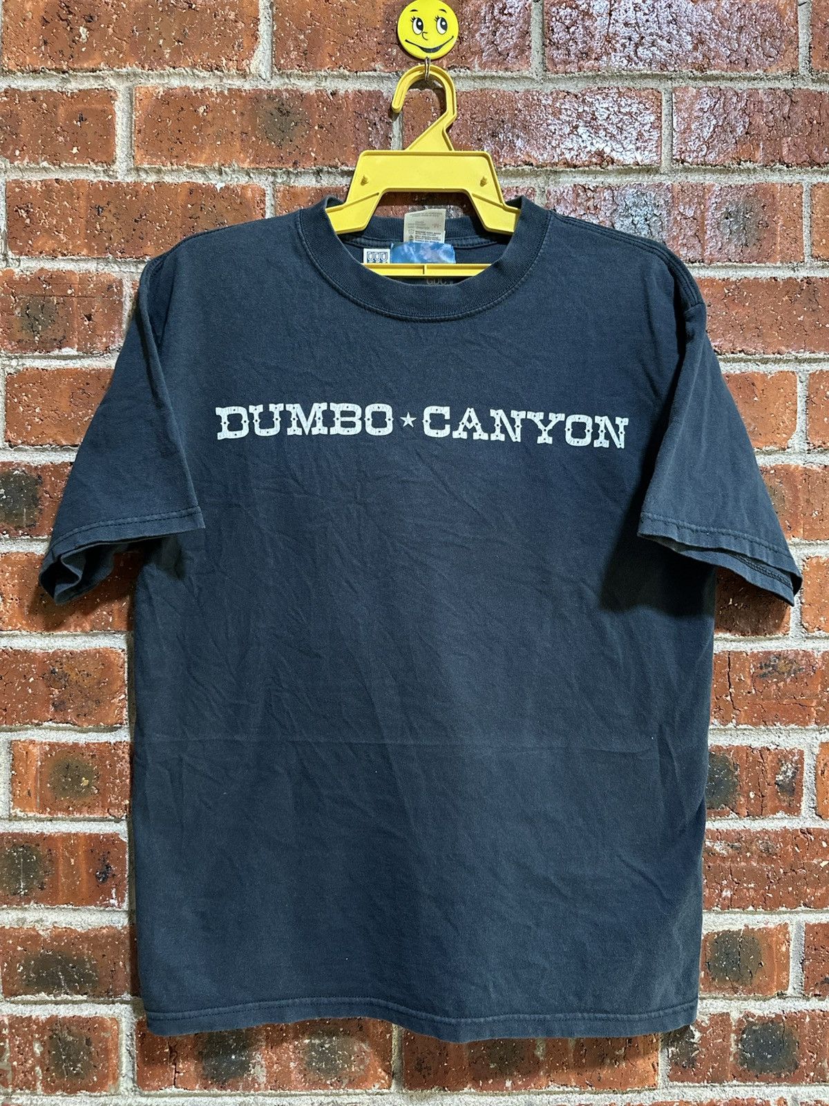 Disney × Vintage Vintage Dumbo Canyon Faded Tee Size US M / EU 48-50 / 2 - 1 Thumbnail