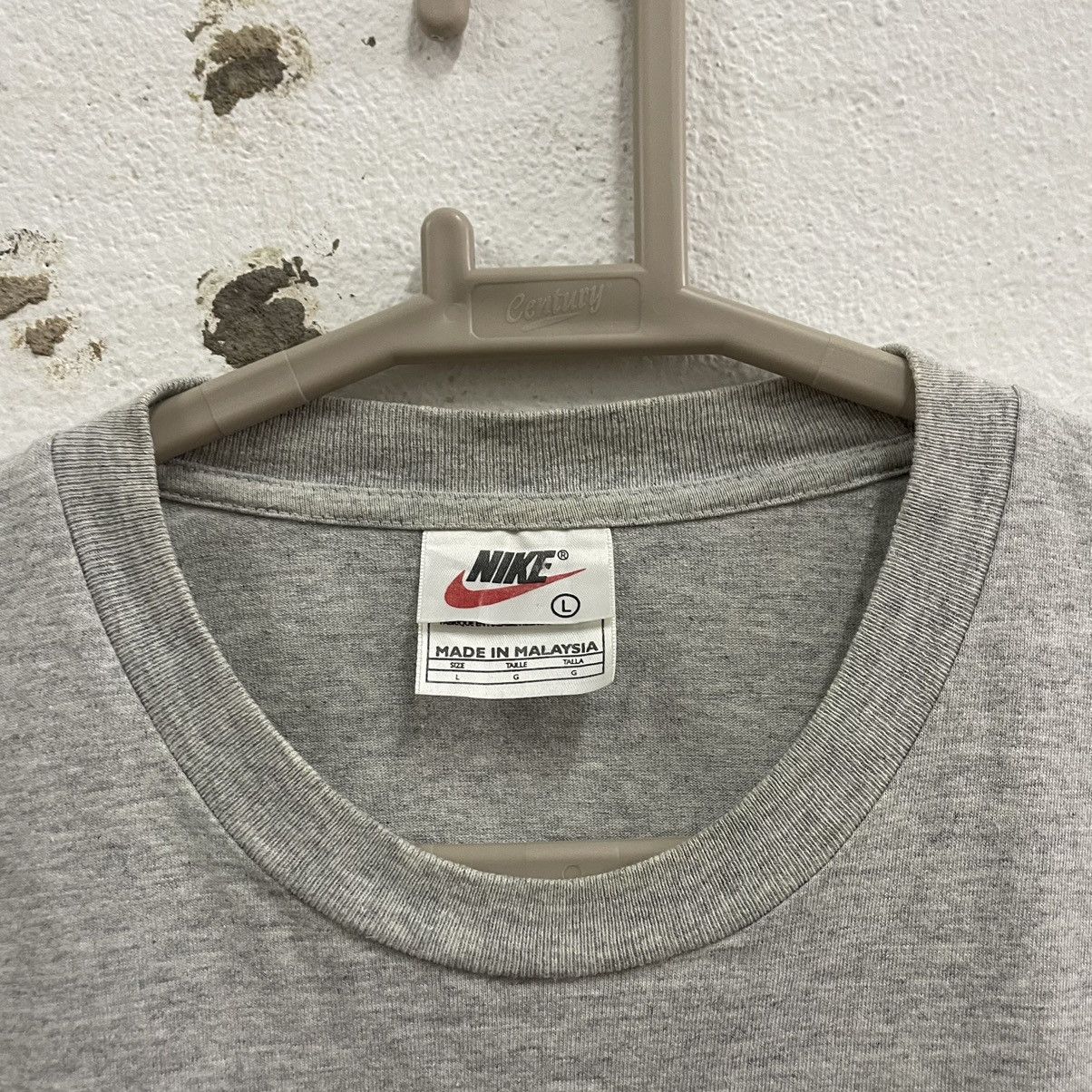 Nike × Vintage 🔥Vintage 90s Nike Big Swoosh Logo Streetwear Tee Size US XL / EU 56 / 4 - 7 Thumbnail