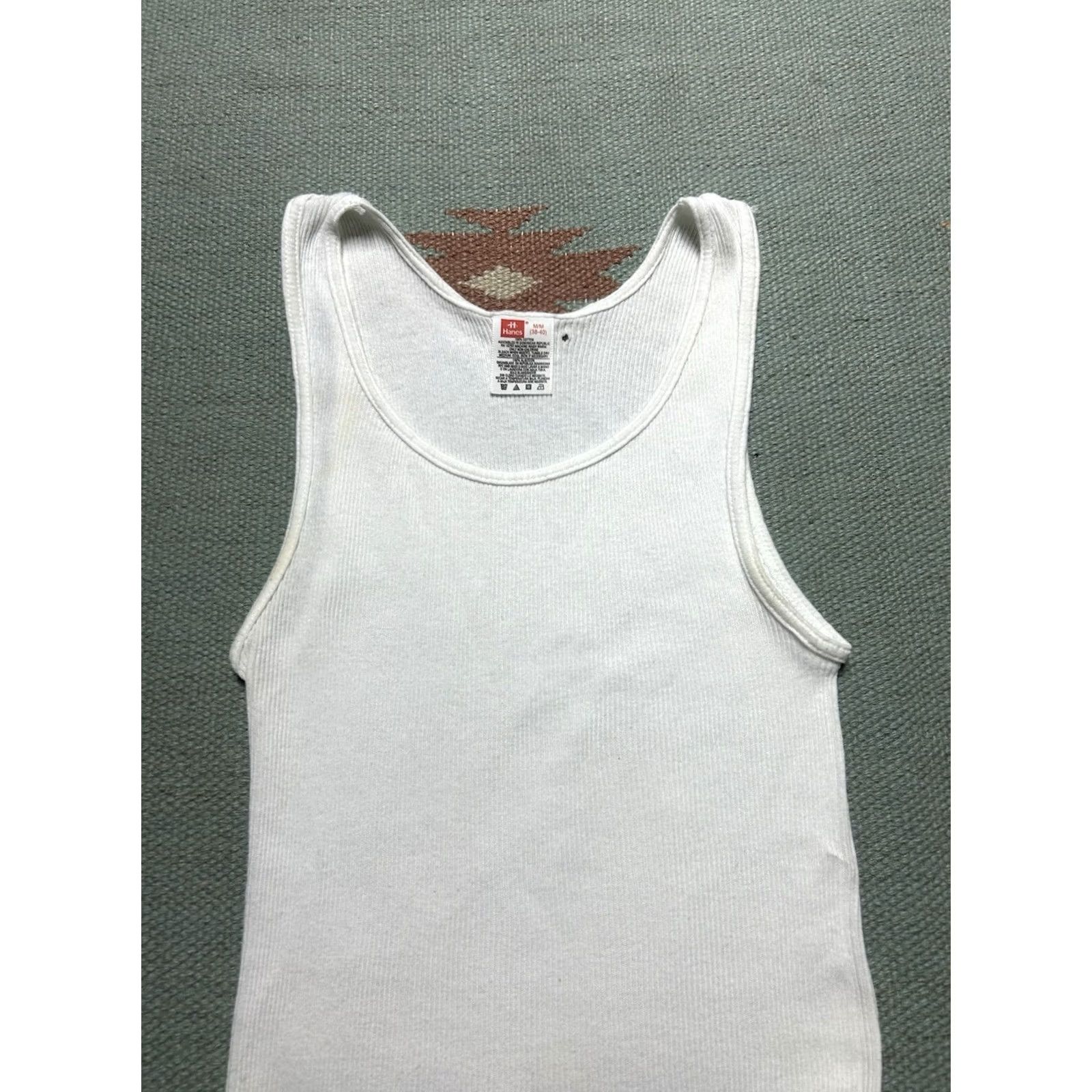 Hanes VINTAGE Hanes ribbed tank top beater shirt Beach Sleeveless Medium Shirt Mens White Cotton T-Shirt Size US M / EU 48-50 / 2 - 3 Thumbnail