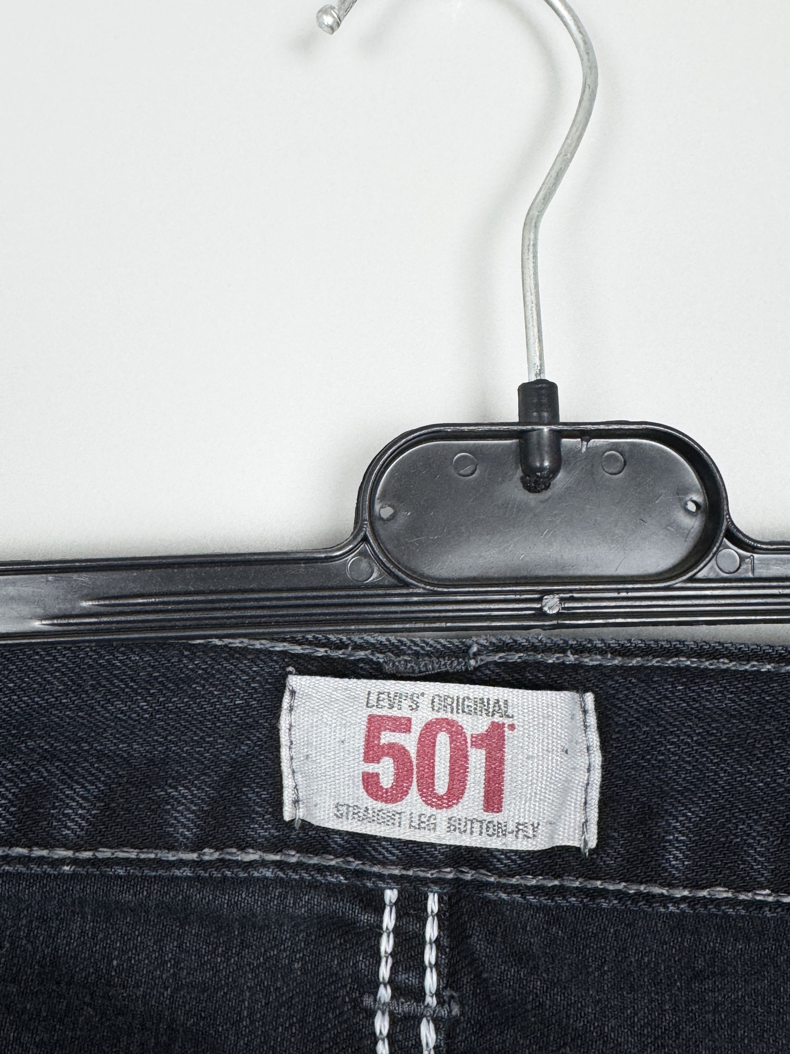 Levi's Levi's 501 Vintage Black Jeans W33 L34 Size US 33 - 8 Thumbnail