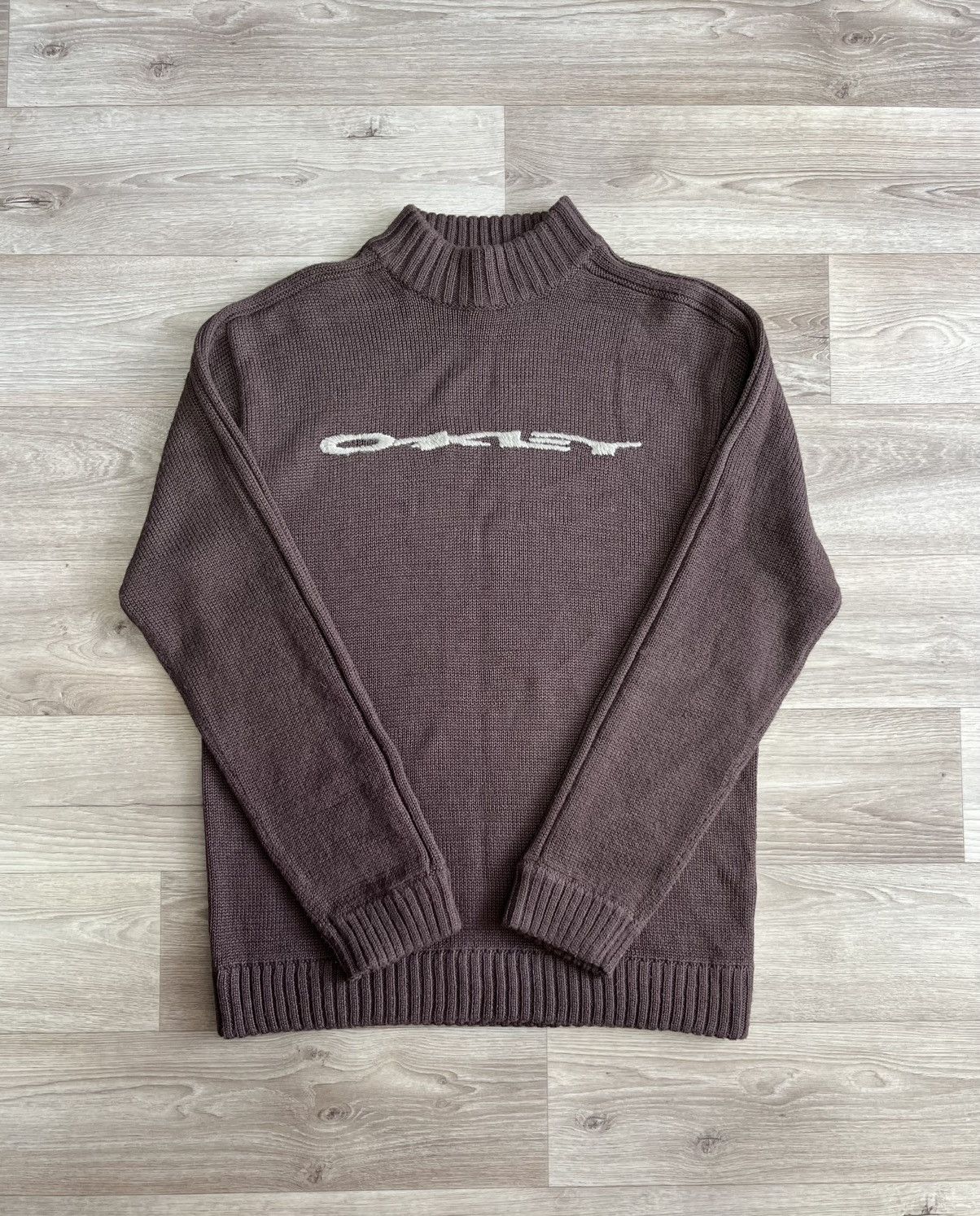 Oakley Vintage Oakley Big Logo Y2K Wool Sweater Size US L / EU 52-54 / 3 - 1 Thumbnail