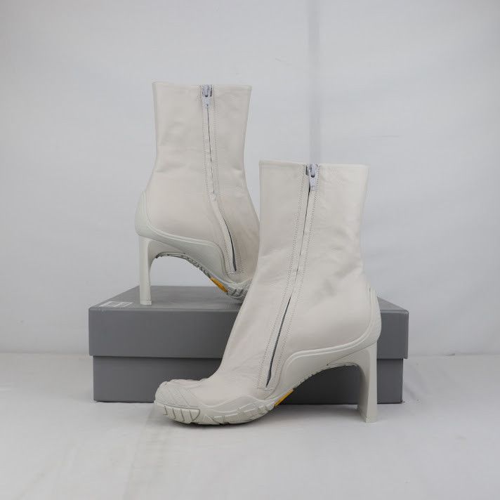 BALENCIAGA Metallic Agneau Classic Silver Hardware City