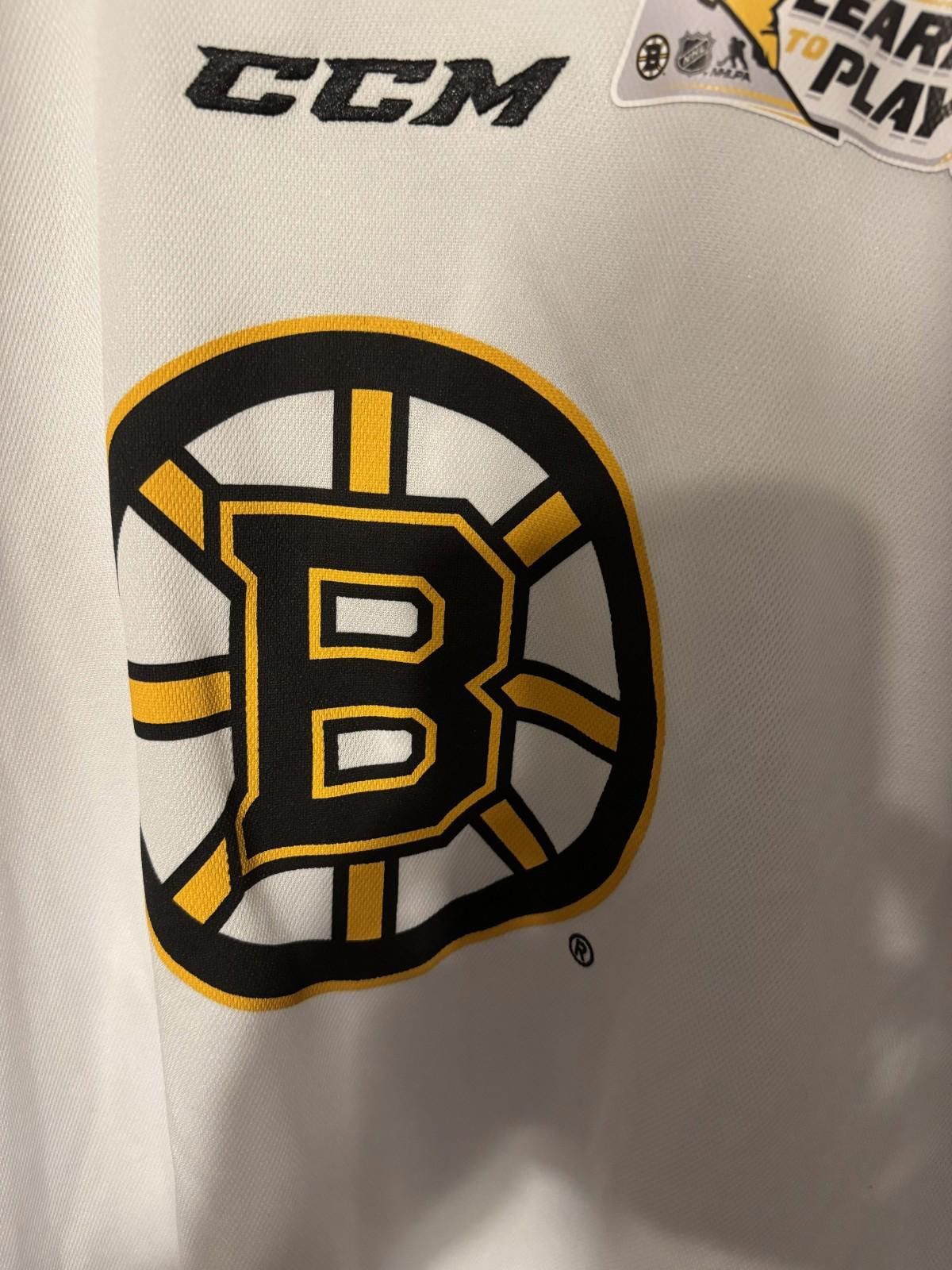 Ccm Boston Bruins CCM White Jersey Kid's Sz L/XL Size ONE SIZE - 3 Thumbnail