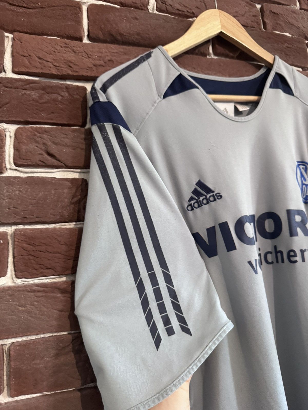 Adidas × Vintage SCHALKE 2005 away FOOTBALL Soccer Jersey ADIDAS Vintage Y2k Size US XL / EU 56 / 4 - 10 Thumbnail