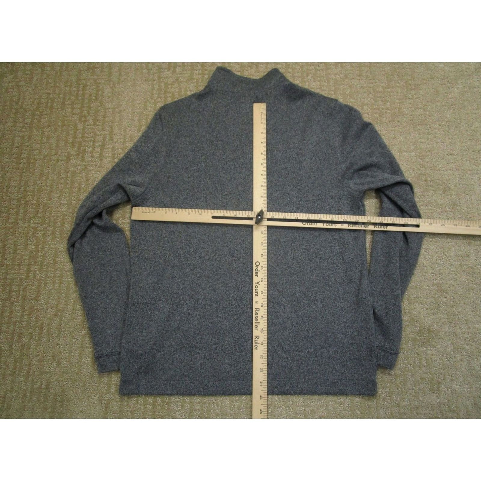 Rhone Rhone Pullover Mens Medium Gray Quarter Zip Sweater Athletic Performance Layer Size US M / EU 48-50 / 2 - 4 Thumbnail