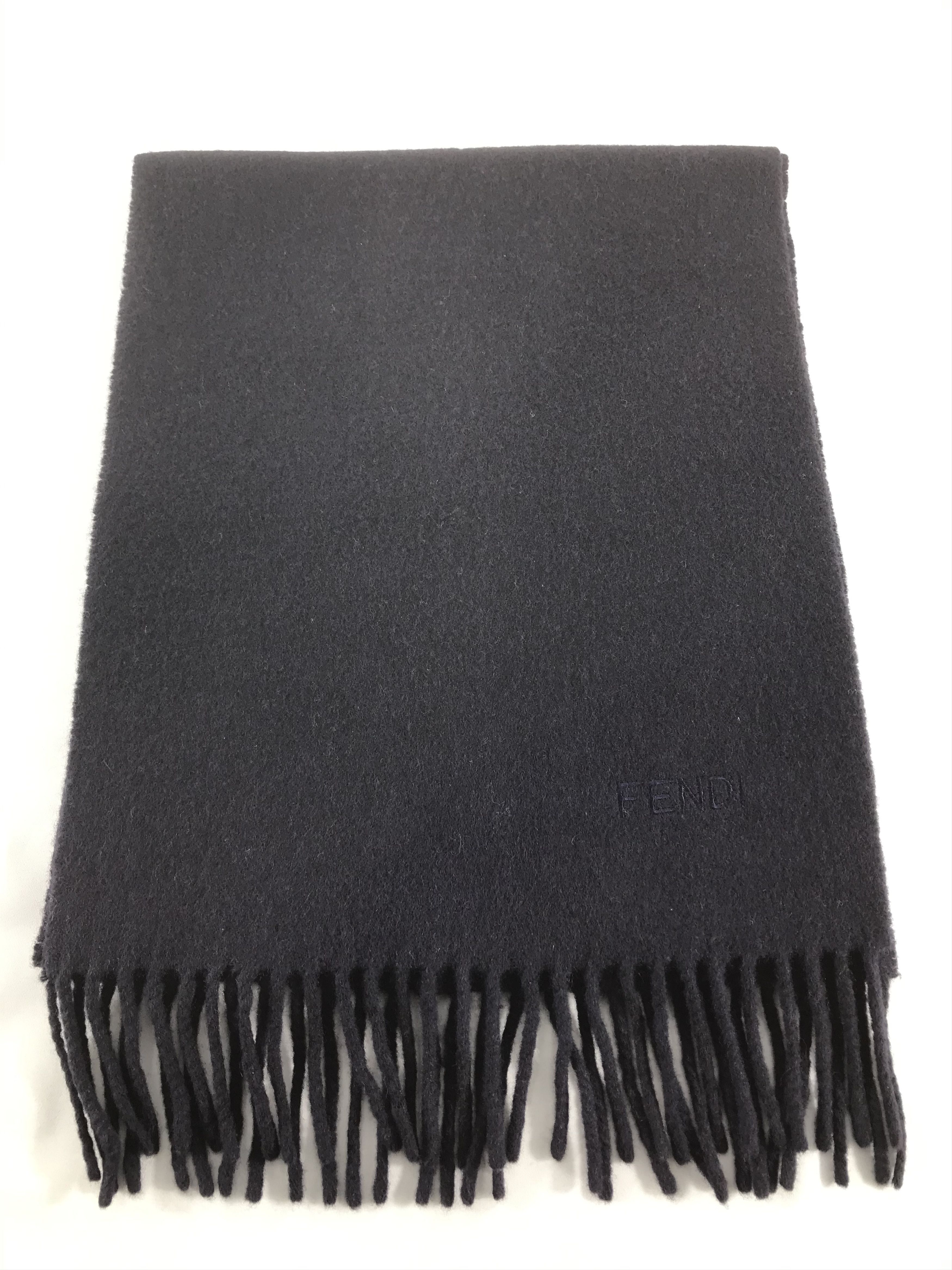 Fendi Fendi Plain Black Wool Scarf Muffler V558 Size ONE SIZE - 2 Thumbnail