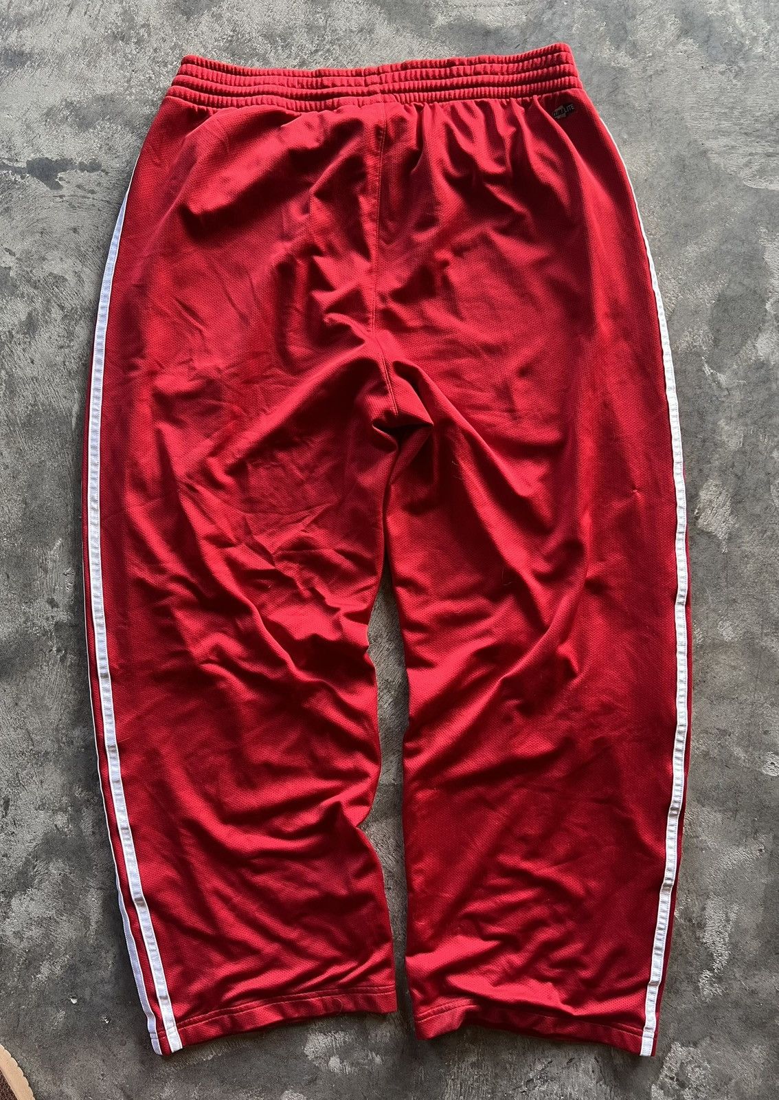 Adidas Vintage Adidas Red Sweatpants Size US 34 / EU 50 - 5 Thumbnail