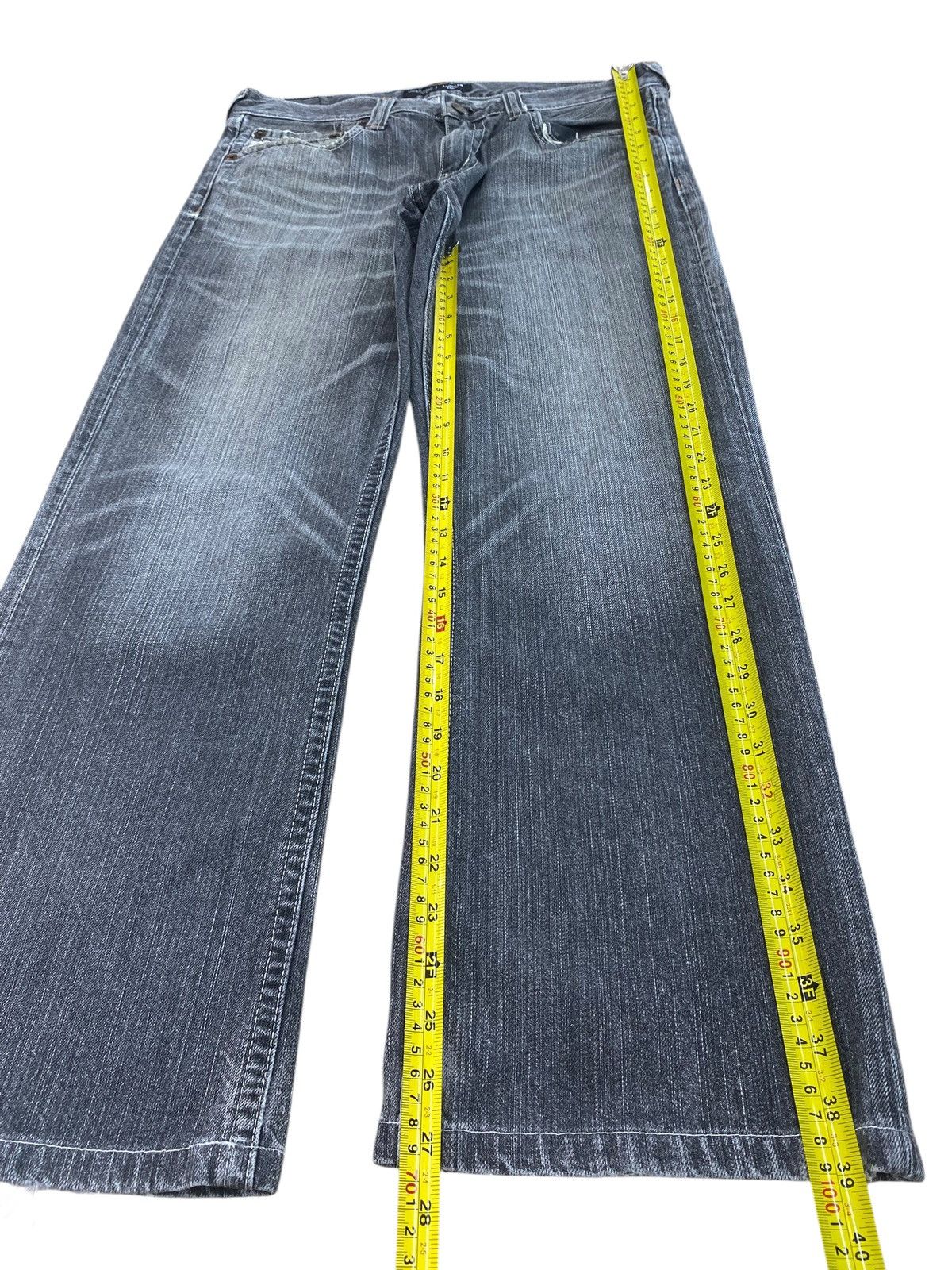 Uniqlo Uniqlo Black Faded Wash Style Loose Fit Flare Jeans Size US 36 / EU 52 - 7 Thumbnail