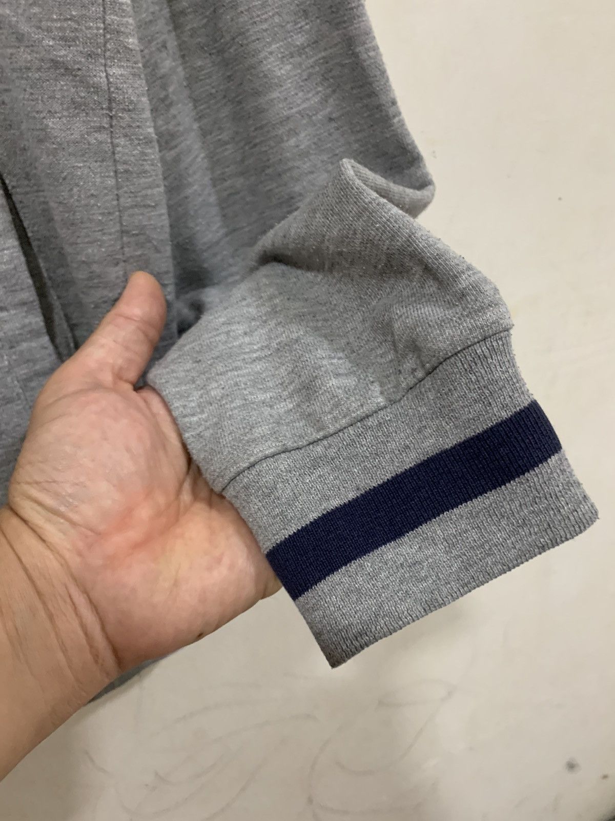 Santa Cruz Skateboards Vintage Cru Surf Zipper Sweatshirt XL Size US XL / EU 56 / 4 - 11 Thumbnail