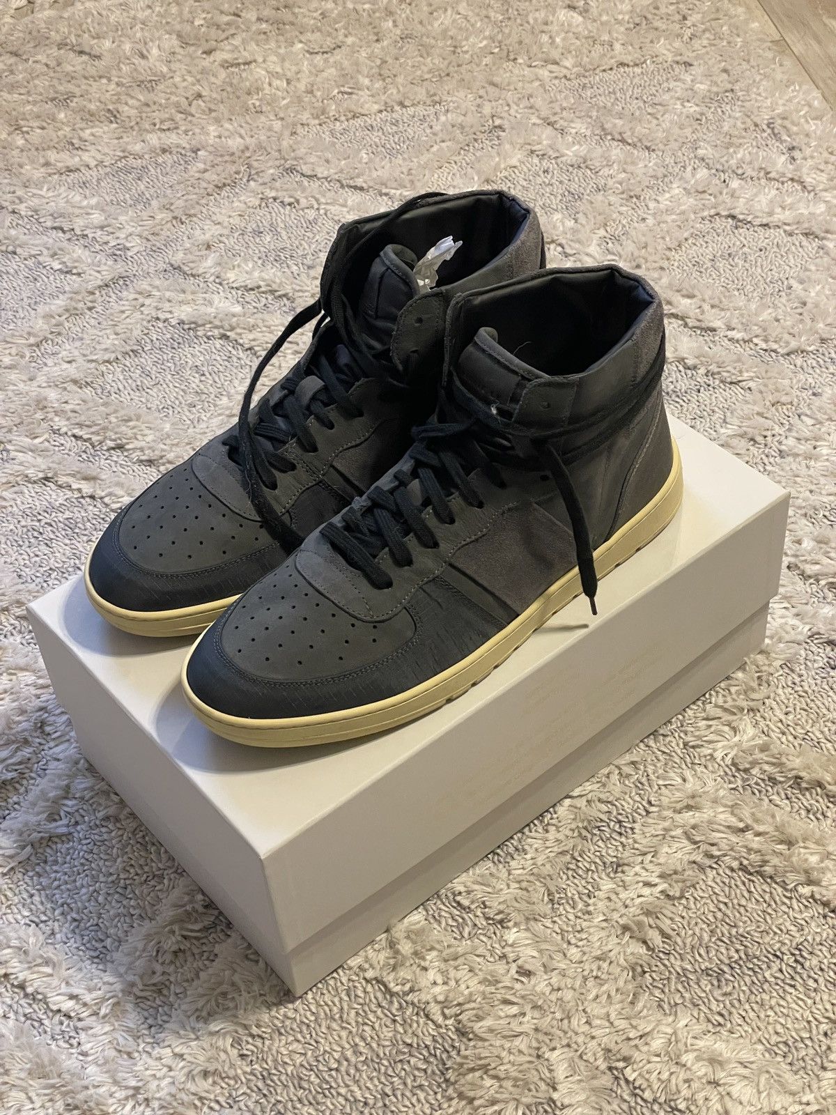 Collegium Richie Le x Collegium Pillar Destroyer Hi Ghost Size US 11 / EU 44 - 3 Thumbnail