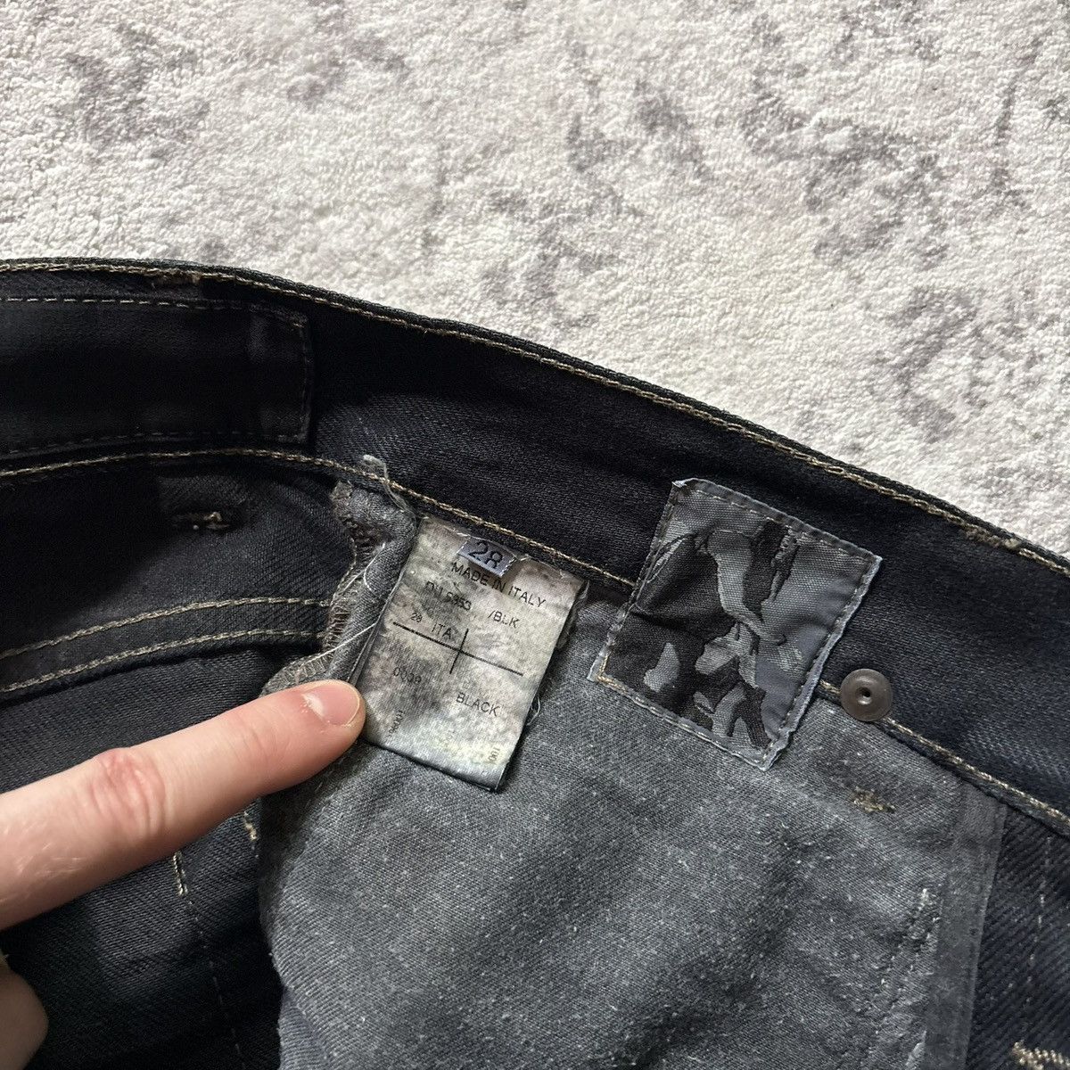 Rick Owens Drkshdw Rick Owens DRKSHDW Waxed Cropped Jean Shorts | Size 28 Size US 28 / EU 44 - 12 Thumbnail